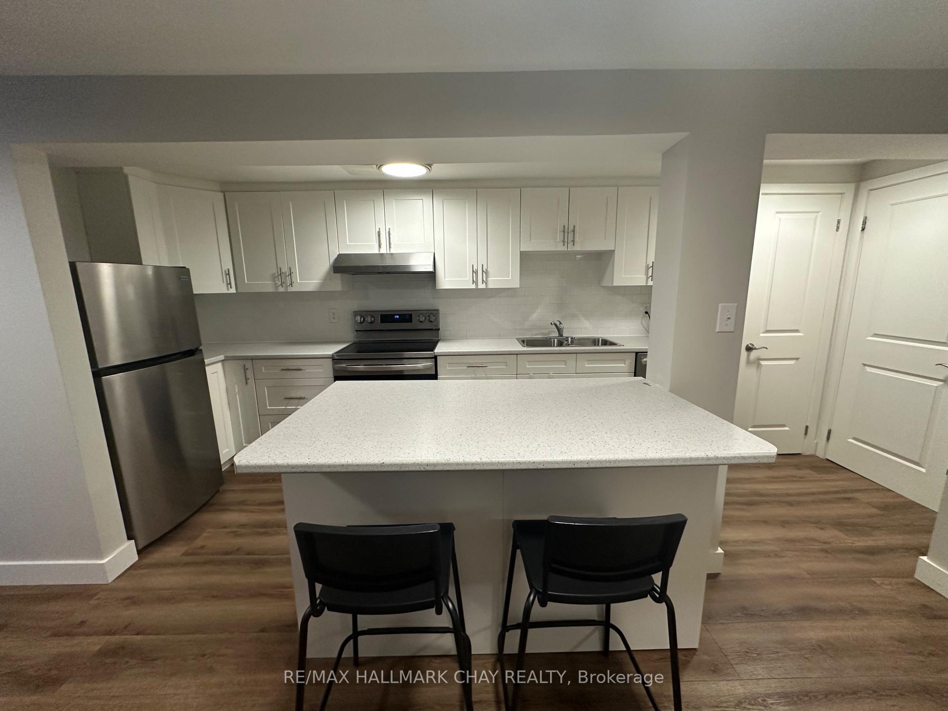 Photo 9 of Unit Lower, 68 Cook Street, Barrie, Codrington — HOMEH