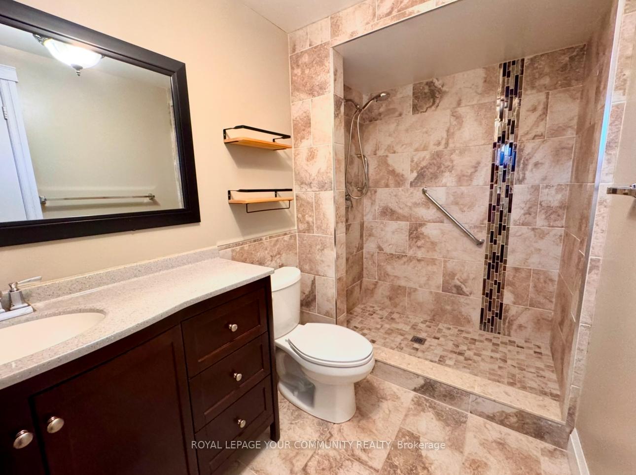 Photo 29 of 68 Yorkville Drive, Clarington, Courtice — HOMEH