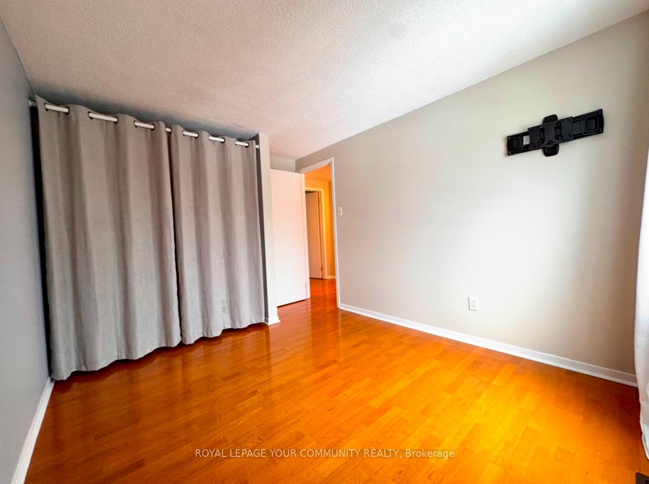 Photo 32 of 68 Yorkville Drive, Clarington, Courtice — HOMEH