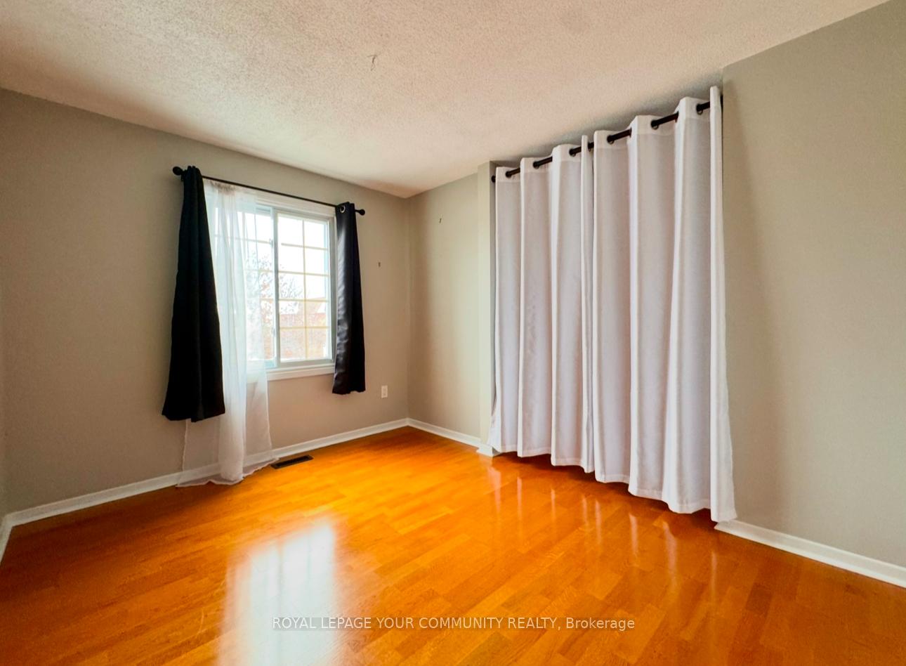 Photo 34 of 68 Yorkville Drive, Clarington, Courtice — HOMEH