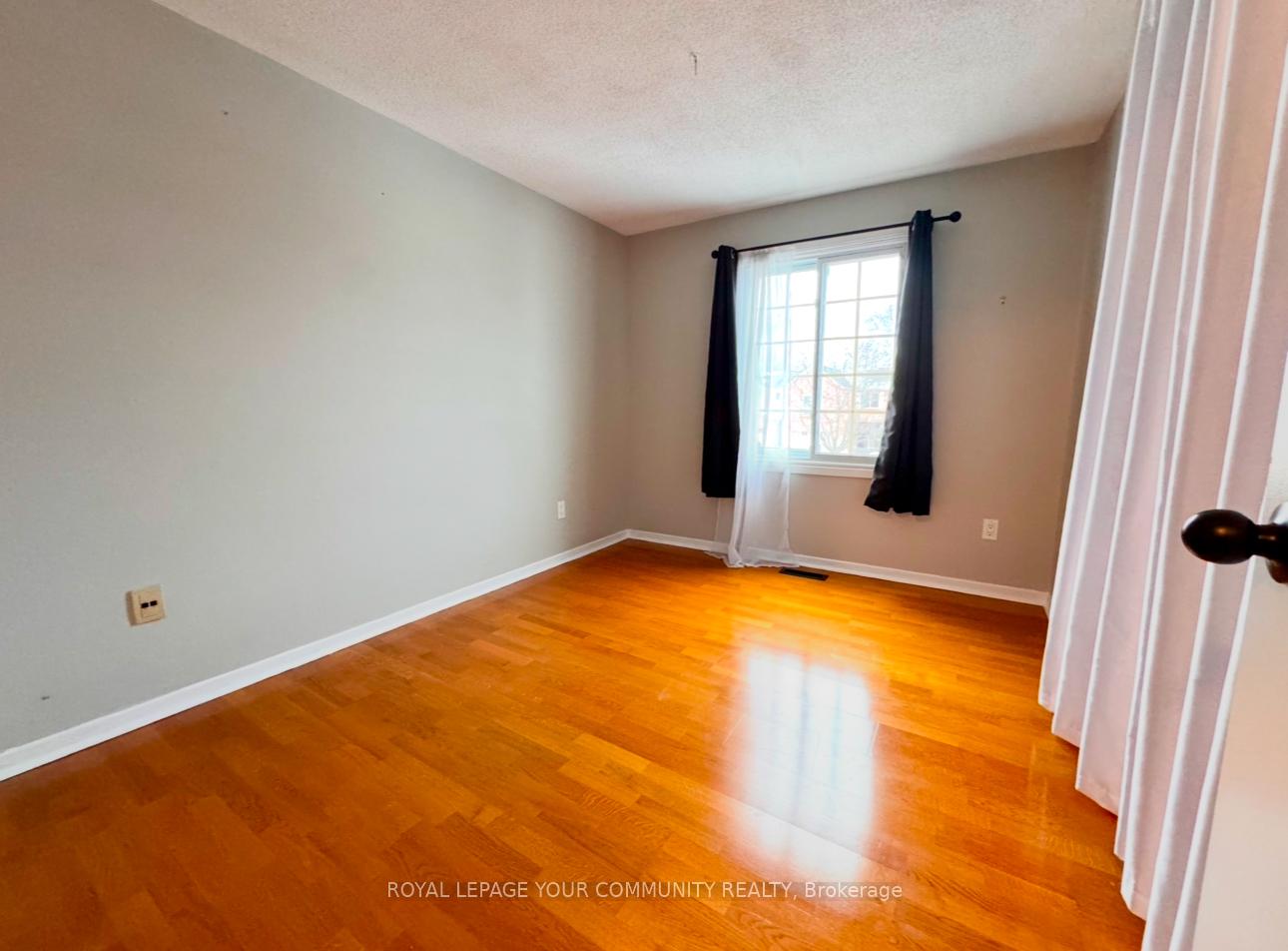 Photo 35 of 68 Yorkville Drive, Clarington, Courtice — HOMEH