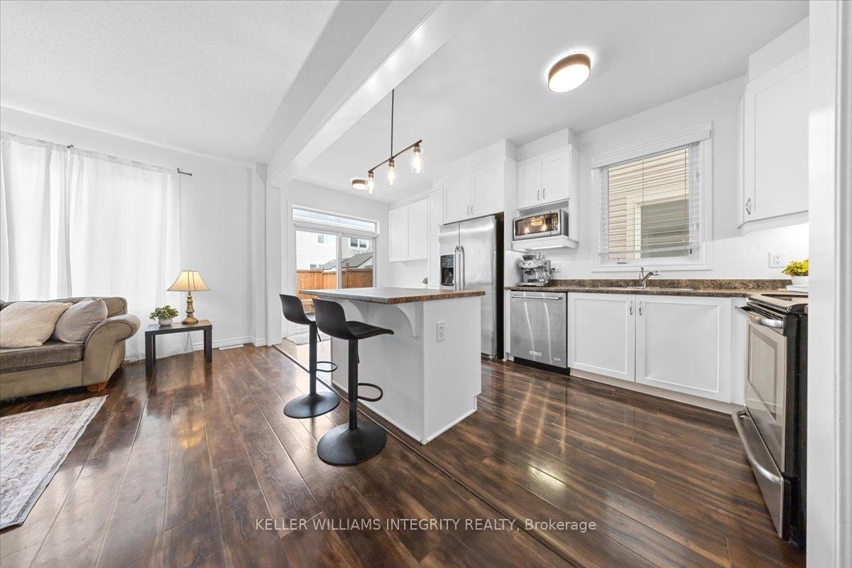 Photo 4 of 542 Dundonald Drive, Ottawa, Barrhaven - Half Moon Bay — HOMEH