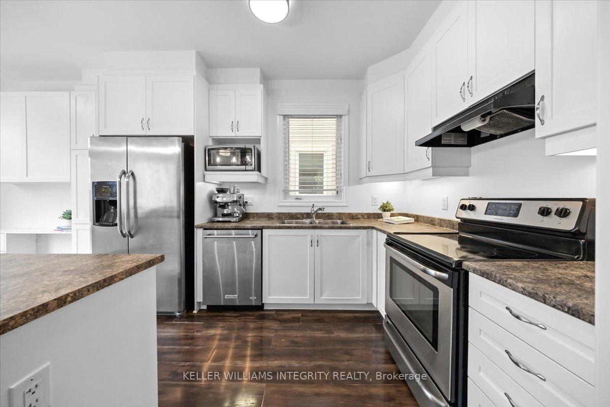 Photo 5 of 542 Dundonald Drive, Ottawa, Barrhaven - Half Moon Bay — HOMEH