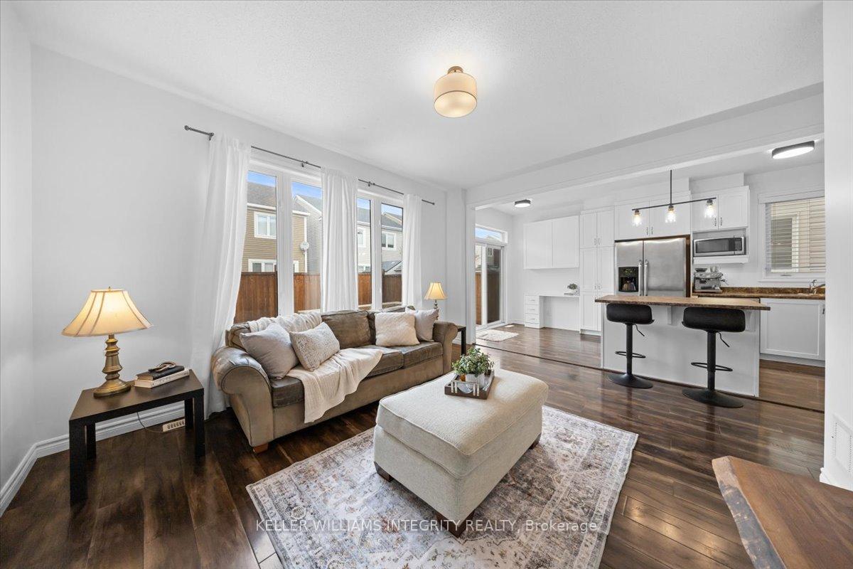 Photo 11 of 542 Dundonald Drive, Ottawa, Barrhaven - Half Moon Bay — HOMEH