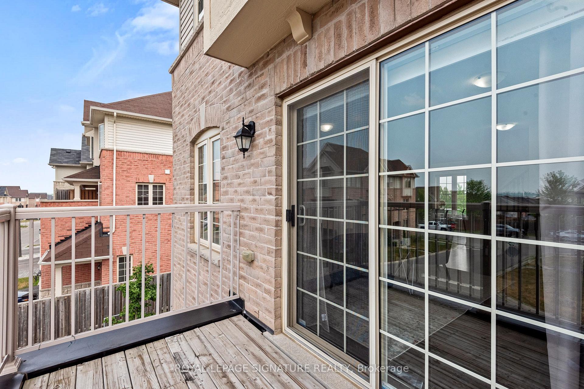Photo 20 of 898 Audley Road N, Ajax, Central East — HOMEH