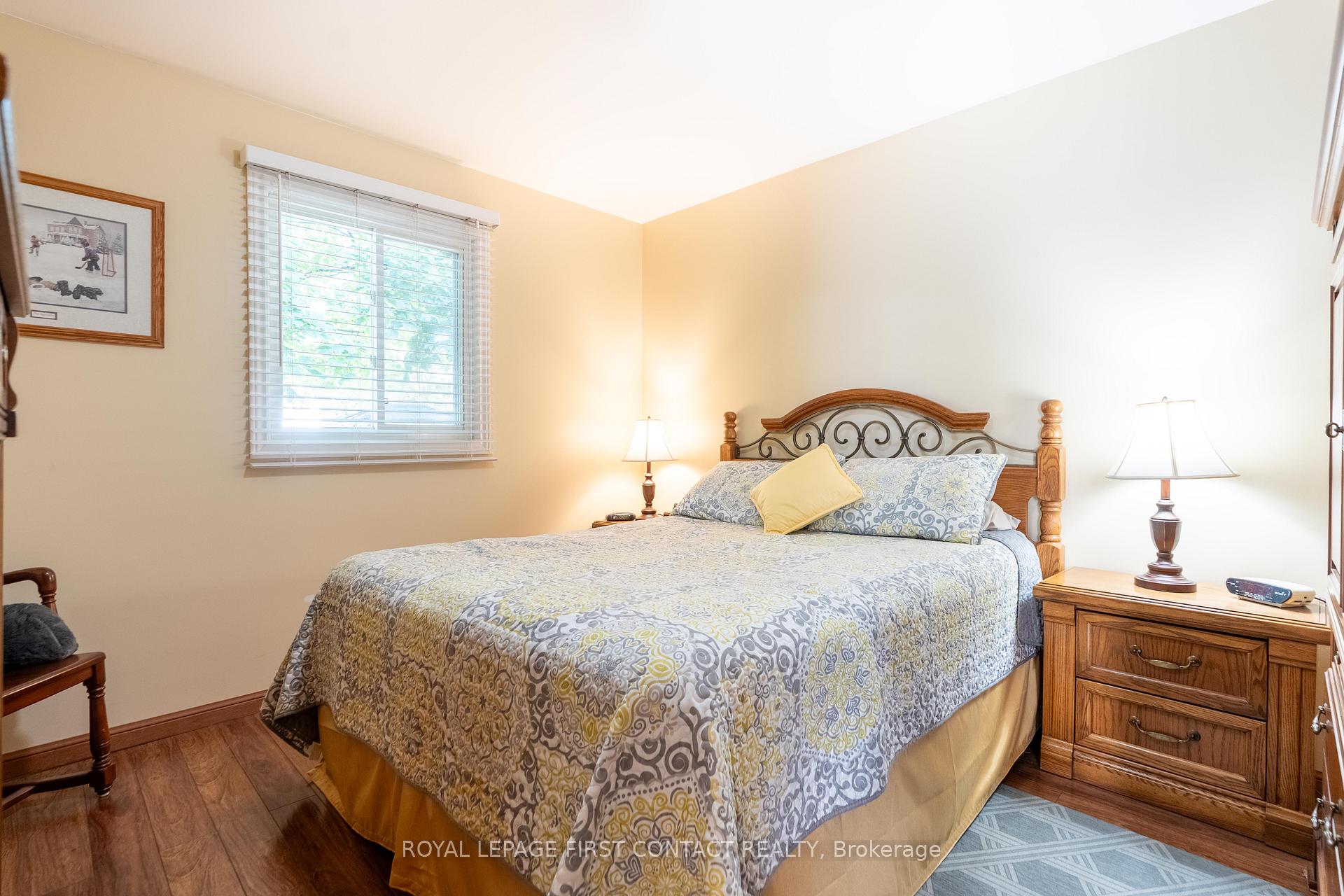 Photo 7 of 10 Grand Place, Barrie, Allandale Heights — HOMEH