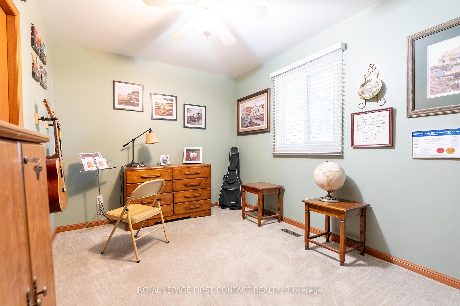 Photo 11 of 10 Grand Place, Barrie, Allandale Heights — HOMEH