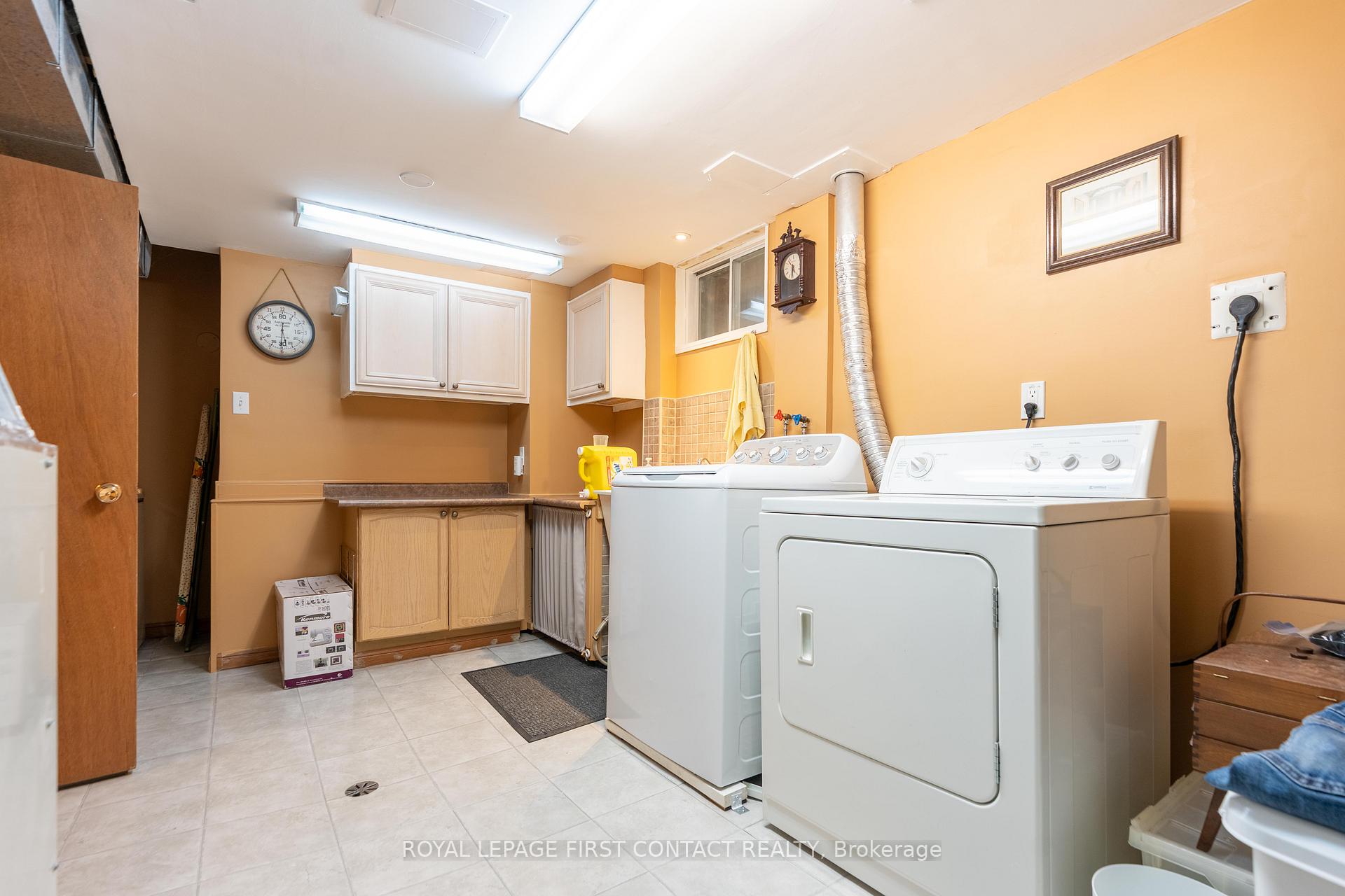 Photo 14 of 10 Grand Place, Barrie, Allandale Heights — HOMEH