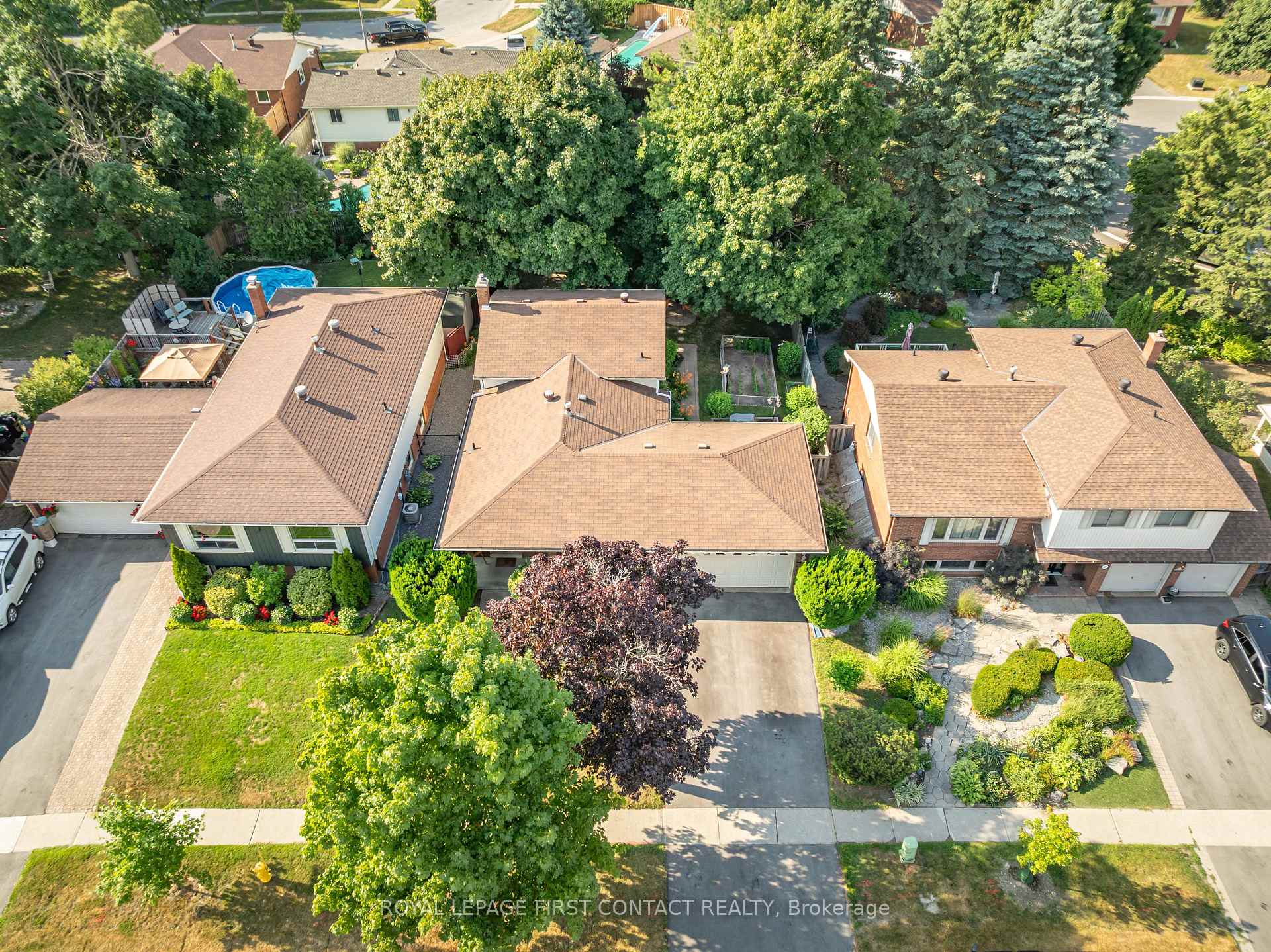 Photo 22 of 10 Grand Place, Barrie, Allandale Heights — HOMEH