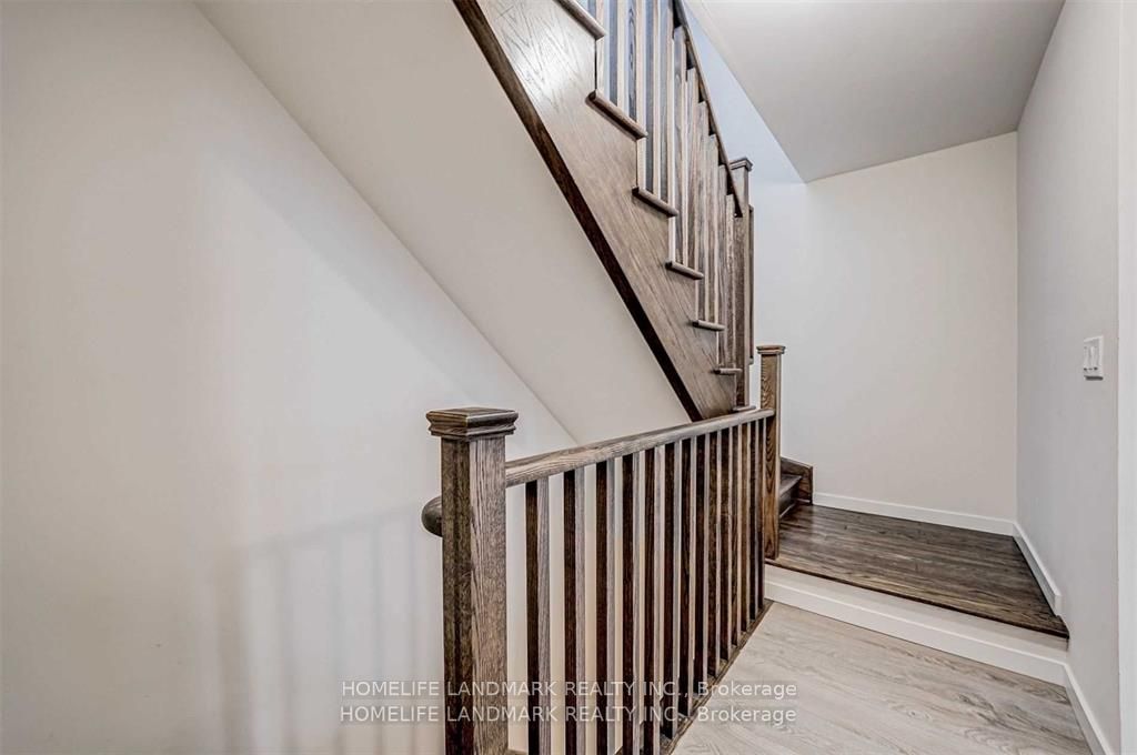 Photo 39 of Unit 102, 500 Alex Gardner Circle, Aurora, Aurora Heights — HOMEH