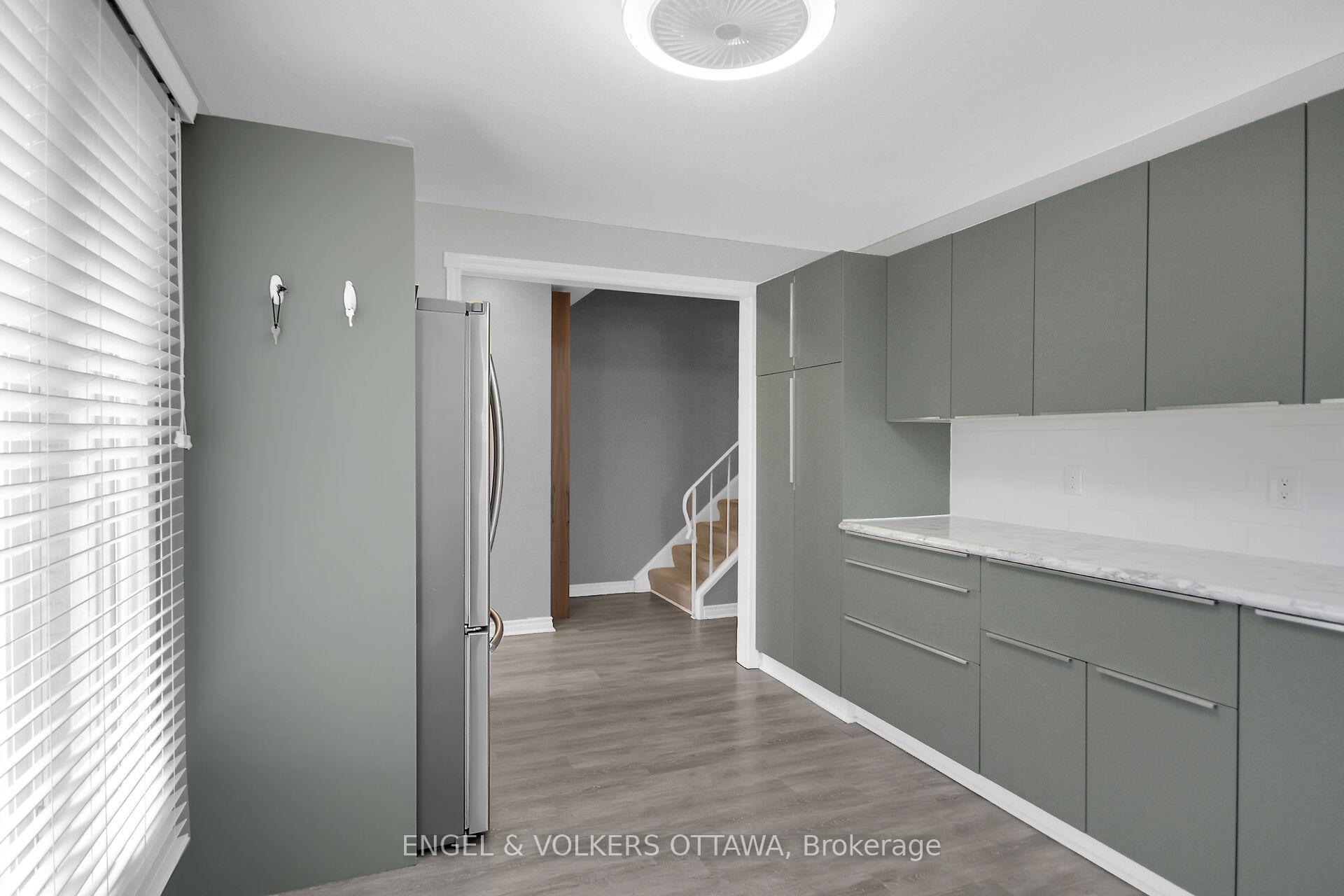 Photo 7 of 112 Fieldgate Drive, Ottawa, Barrhaven - Knollsbrook — HOMEH
