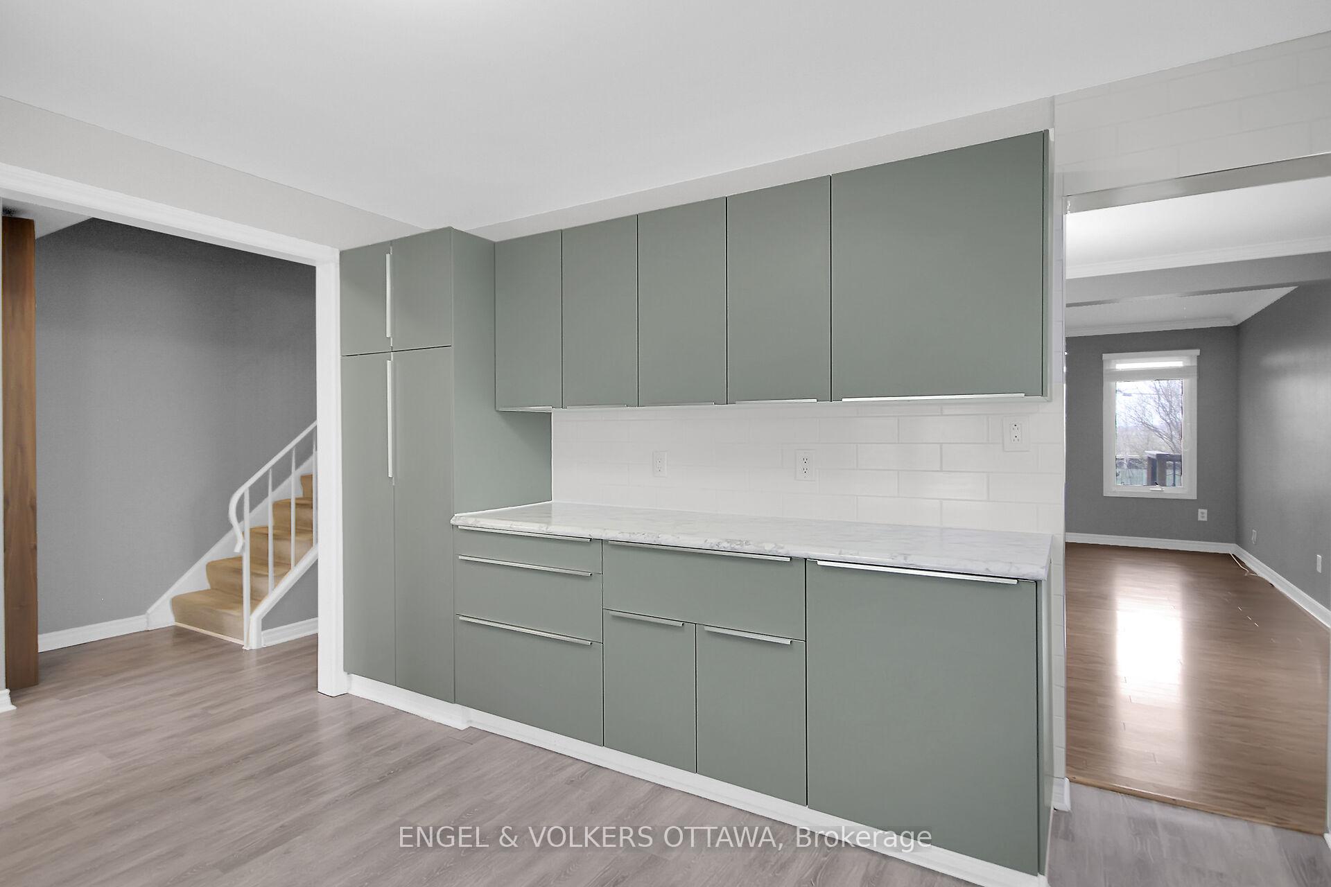 Photo 9 of 112 Fieldgate Drive, Ottawa, Barrhaven - Knollsbrook — HOMEH