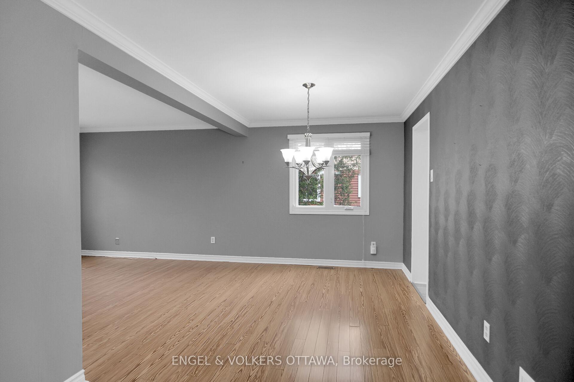 Photo 10 of 112 Fieldgate Drive, Ottawa, Barrhaven - Knollsbrook — HOMEH