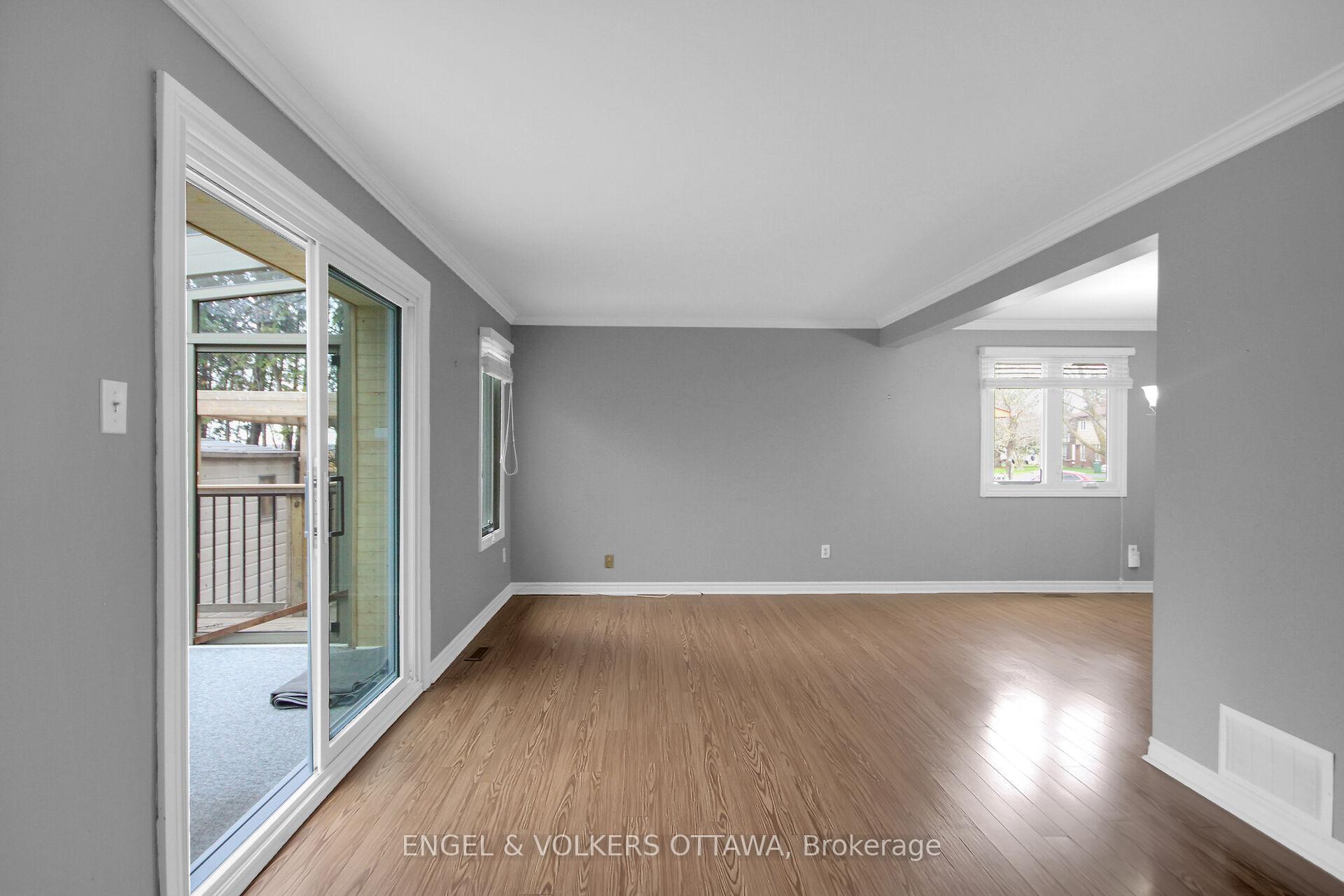 Photo 14 of 112 Fieldgate Drive, Ottawa, Barrhaven - Knollsbrook — HOMEH