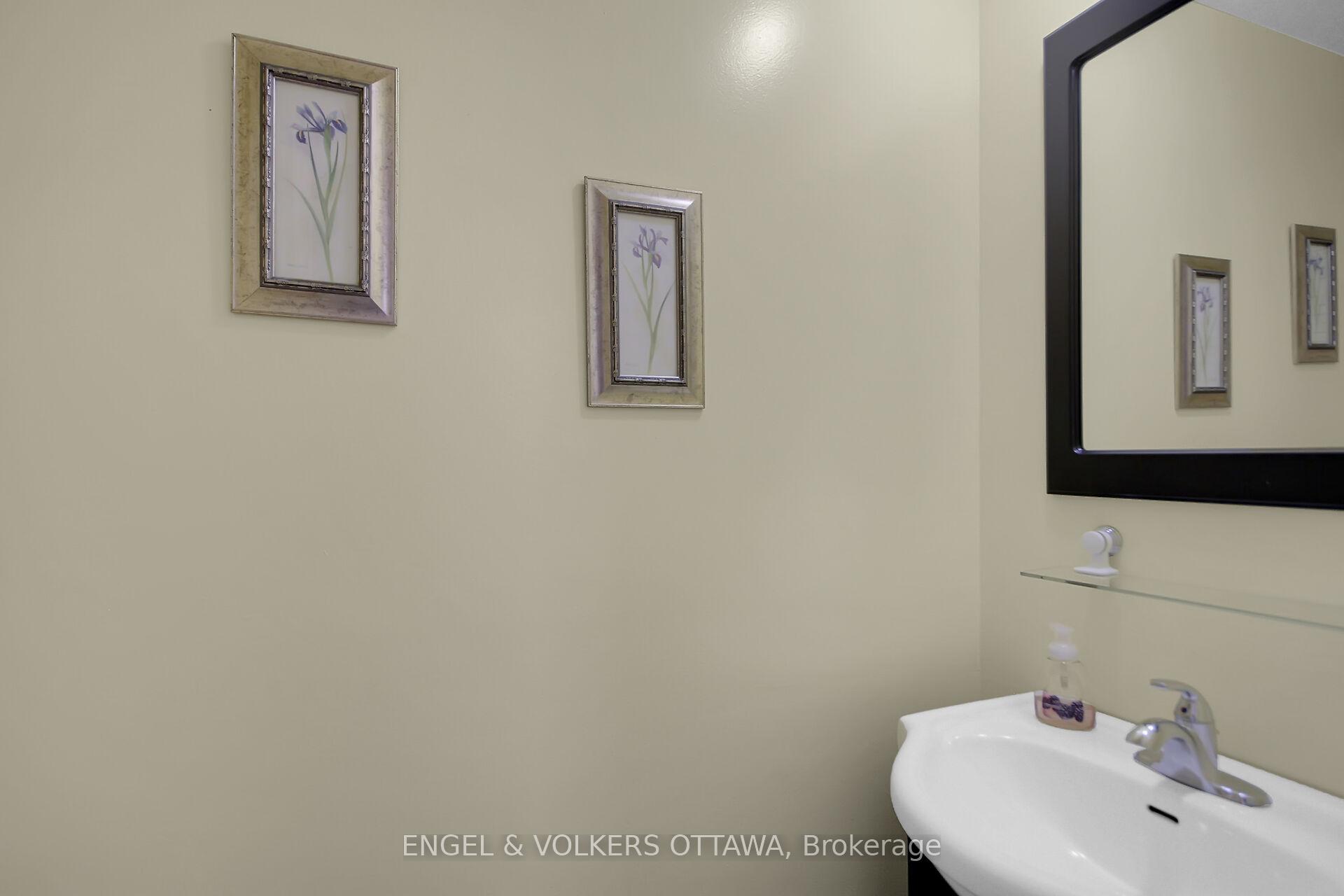 Photo 18 of 112 Fieldgate Drive, Ottawa, Barrhaven - Knollsbrook — HOMEH