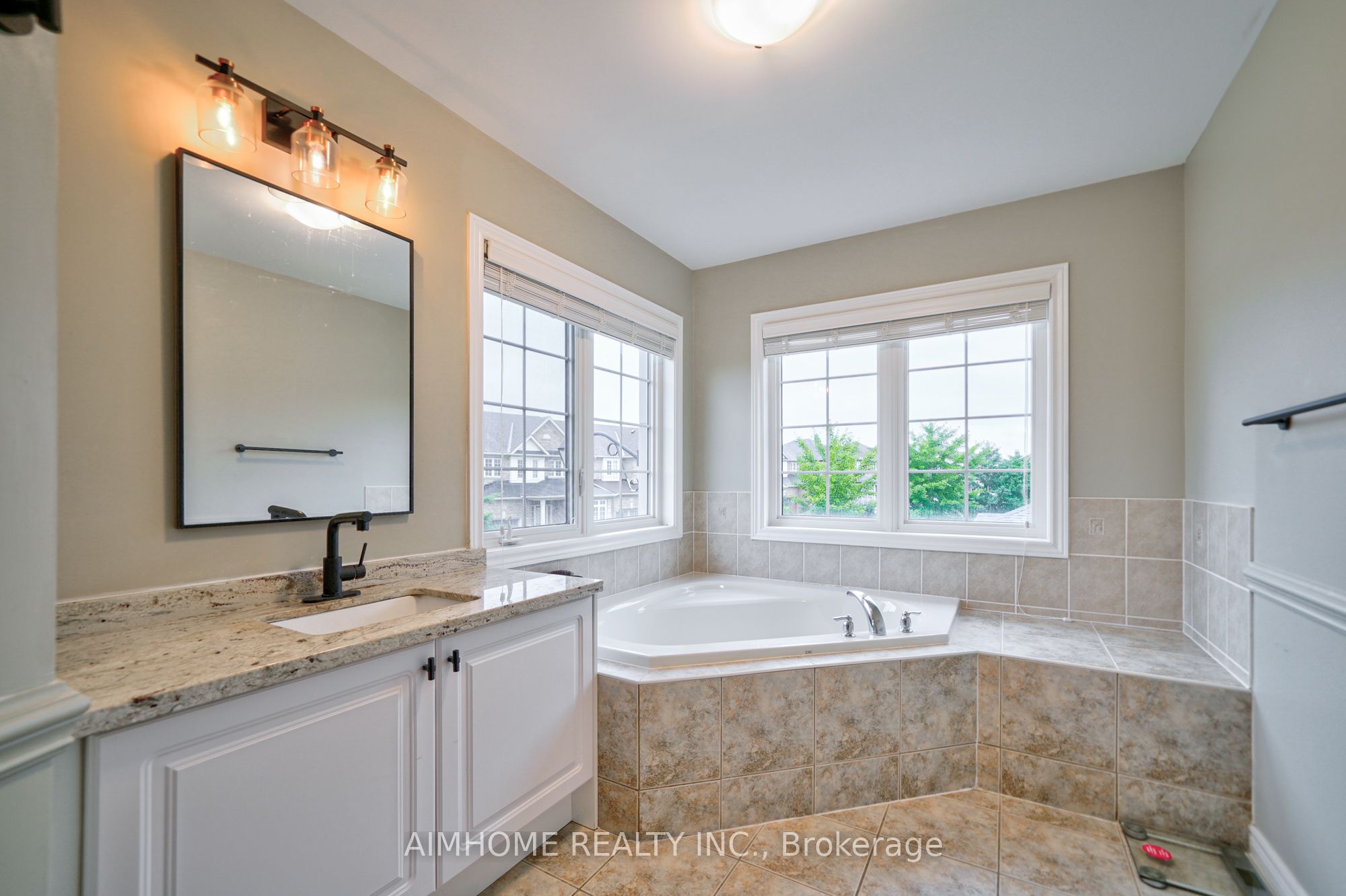 Photo 50 of 45 Darren Hill Trail, Markham, Greensborough — HOMEH