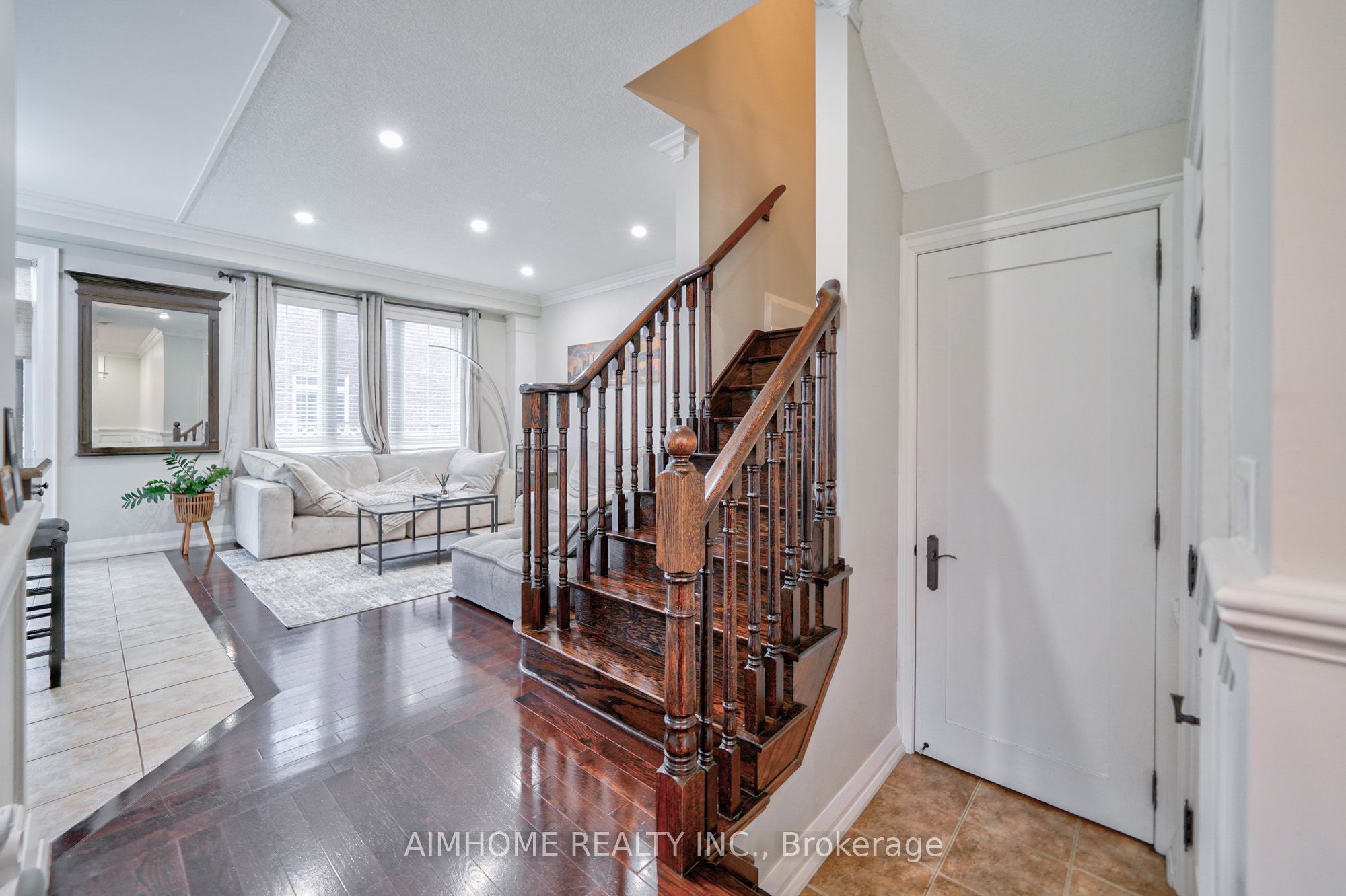 Photo 34 of 45 Darren Hill Trail, Markham, Greensborough — HOMEH