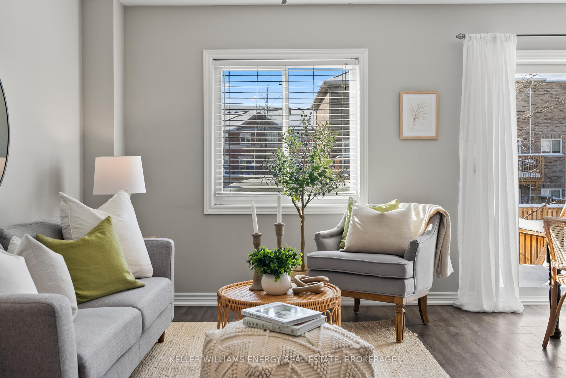 Photo 15 of 8 Ken Bromley Lane, Clarington, Bowmanville — HOMEH