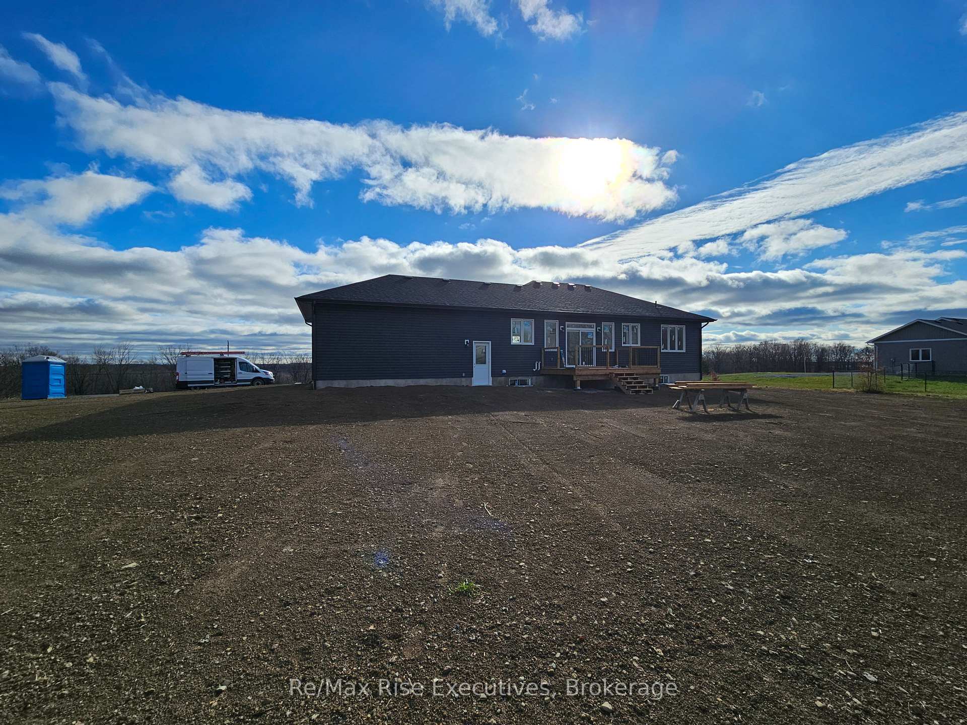 Photo 2 of 1310 Rutledge Road, Frontenac, Frontenac South — HOMEH