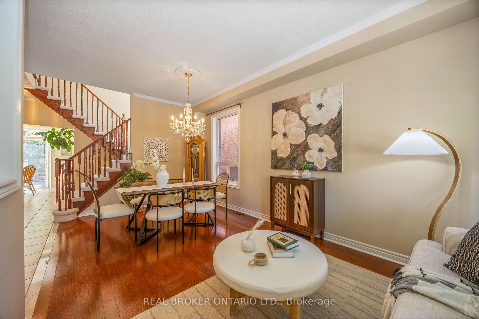 Photo 12 of 51 Haverhill Terrace, Aurora, Bayview Wellington — HOMEH