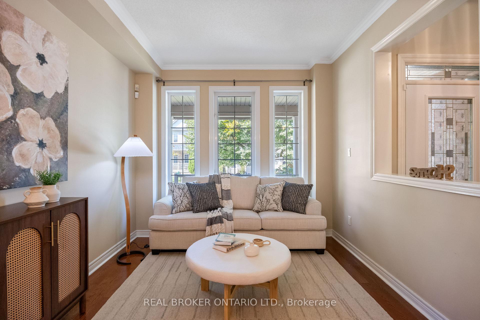 Photo 9 of 51 Haverhill Terrace, Aurora, Bayview Wellington — HOMEH