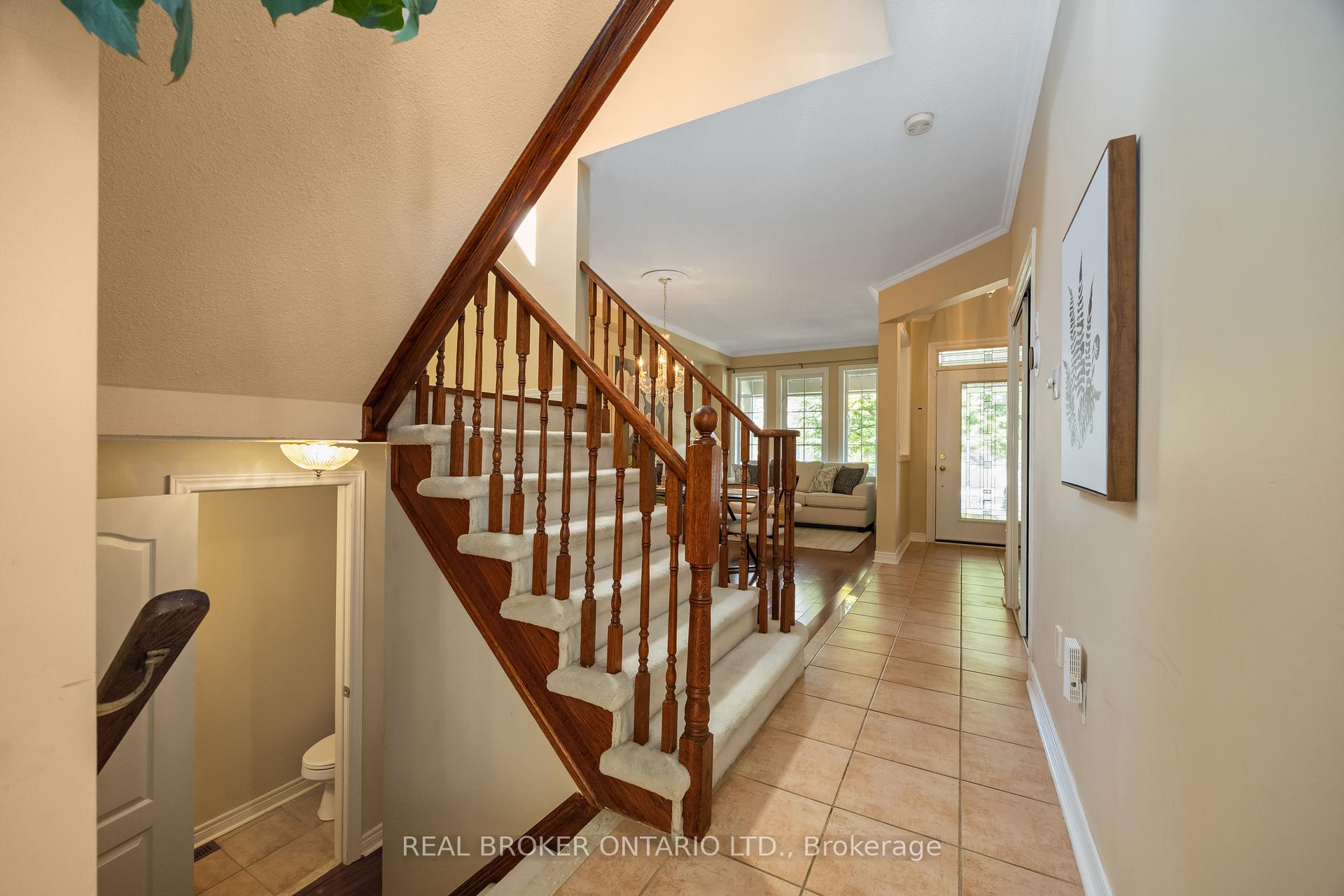 Photo 14 of 51 Haverhill Terrace, Aurora, Bayview Wellington — HOMEH