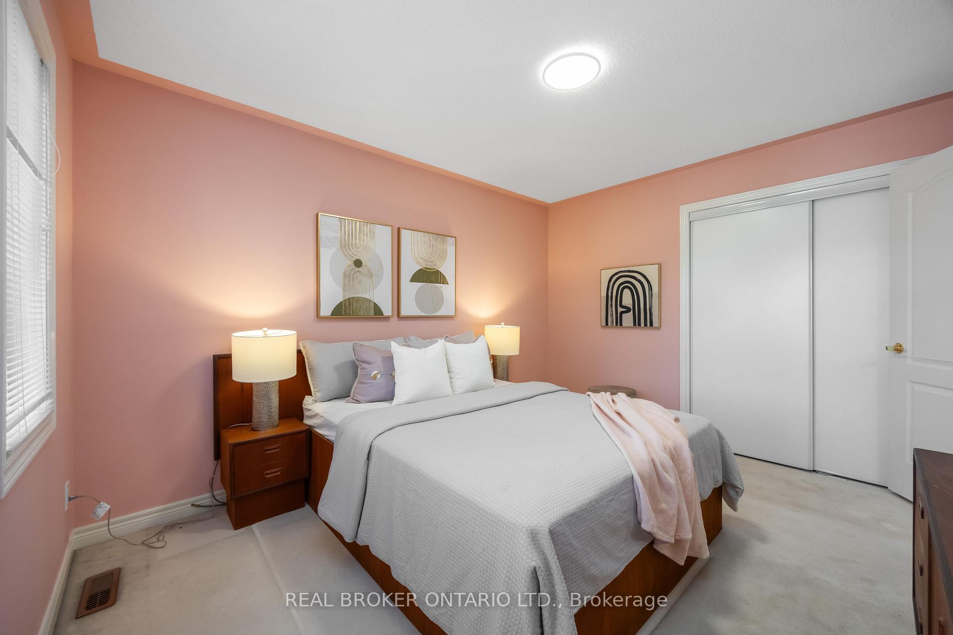 Photo 31 of 51 Haverhill Terrace, Aurora, Bayview Wellington — HOMEH