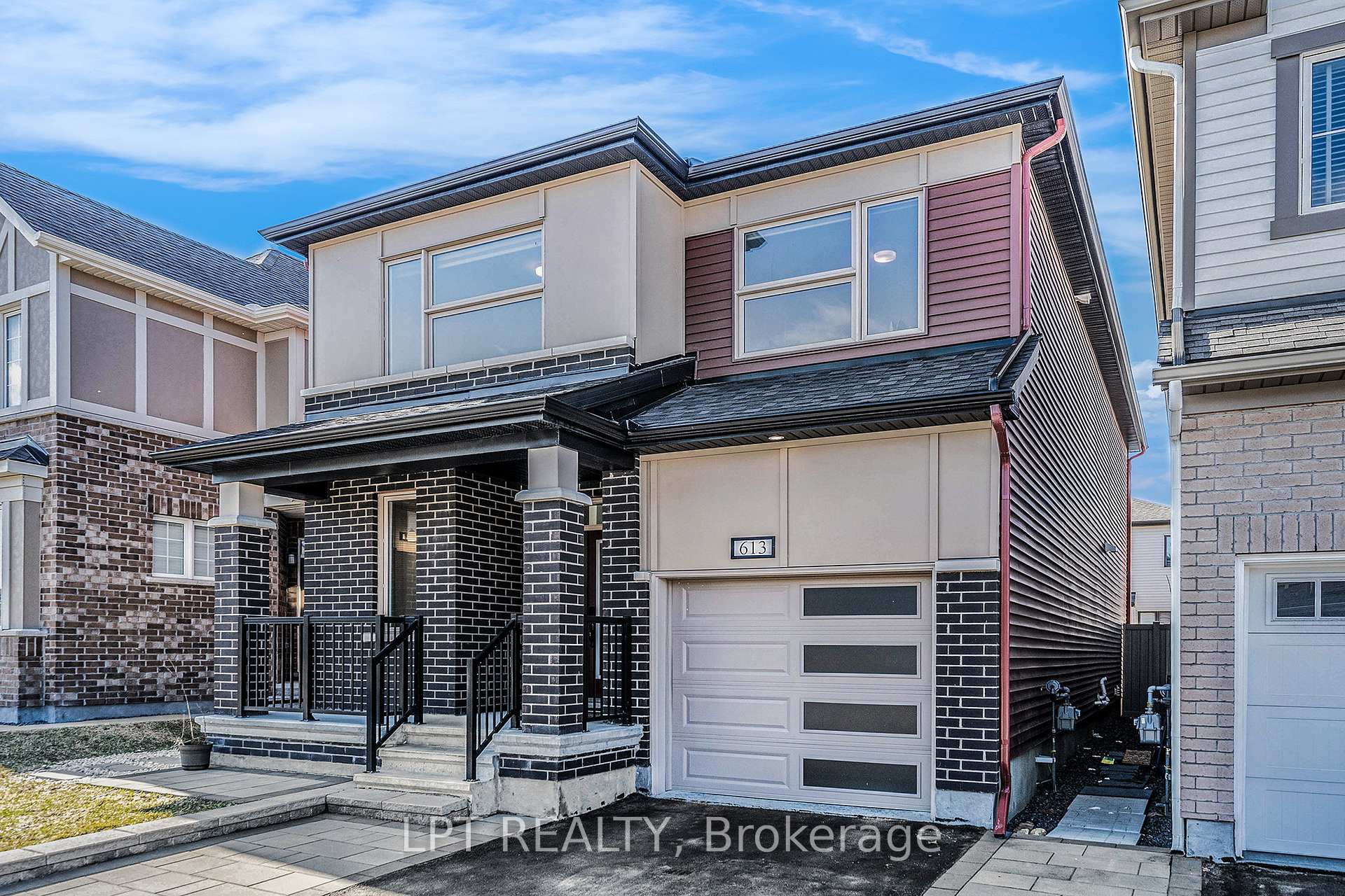 Photo 4 of 613 Perseus Avenue, Ottawa, Barrhaven - Half Moon Bay — HOMEH