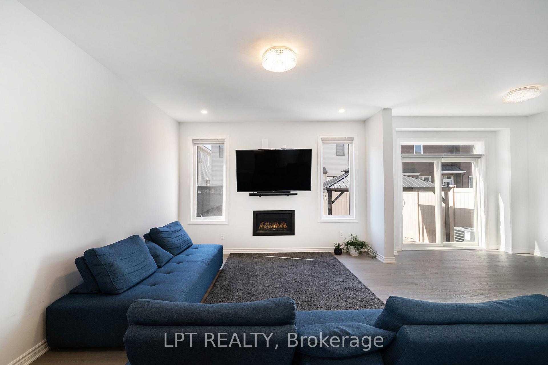 Photo 8 of 613 Perseus Avenue, Ottawa, Barrhaven - Half Moon Bay — HOMEH