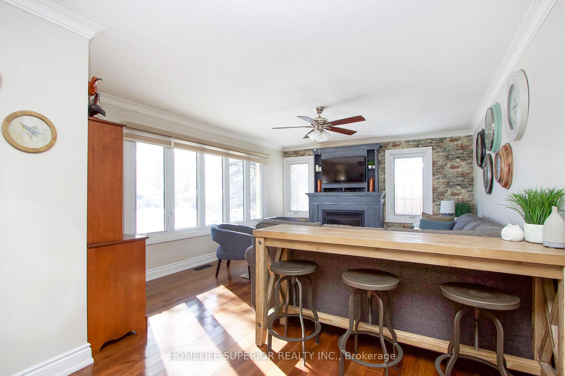 Photo 5 of 34 Phair Avenue E, Clarington, Courtice — HOMEH