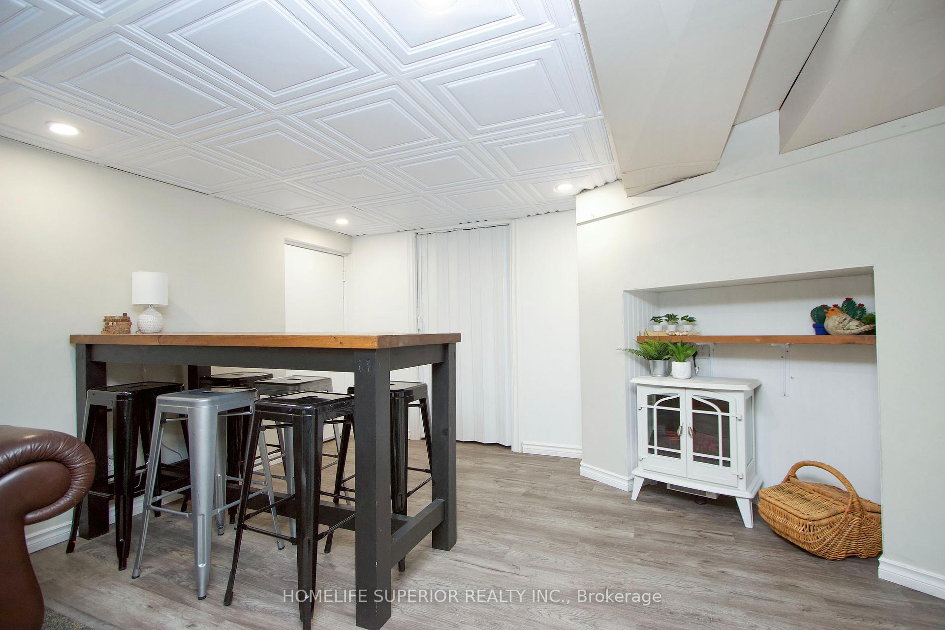 Photo 23 of 34 Phair Avenue E, Clarington, Courtice — HOMEH
