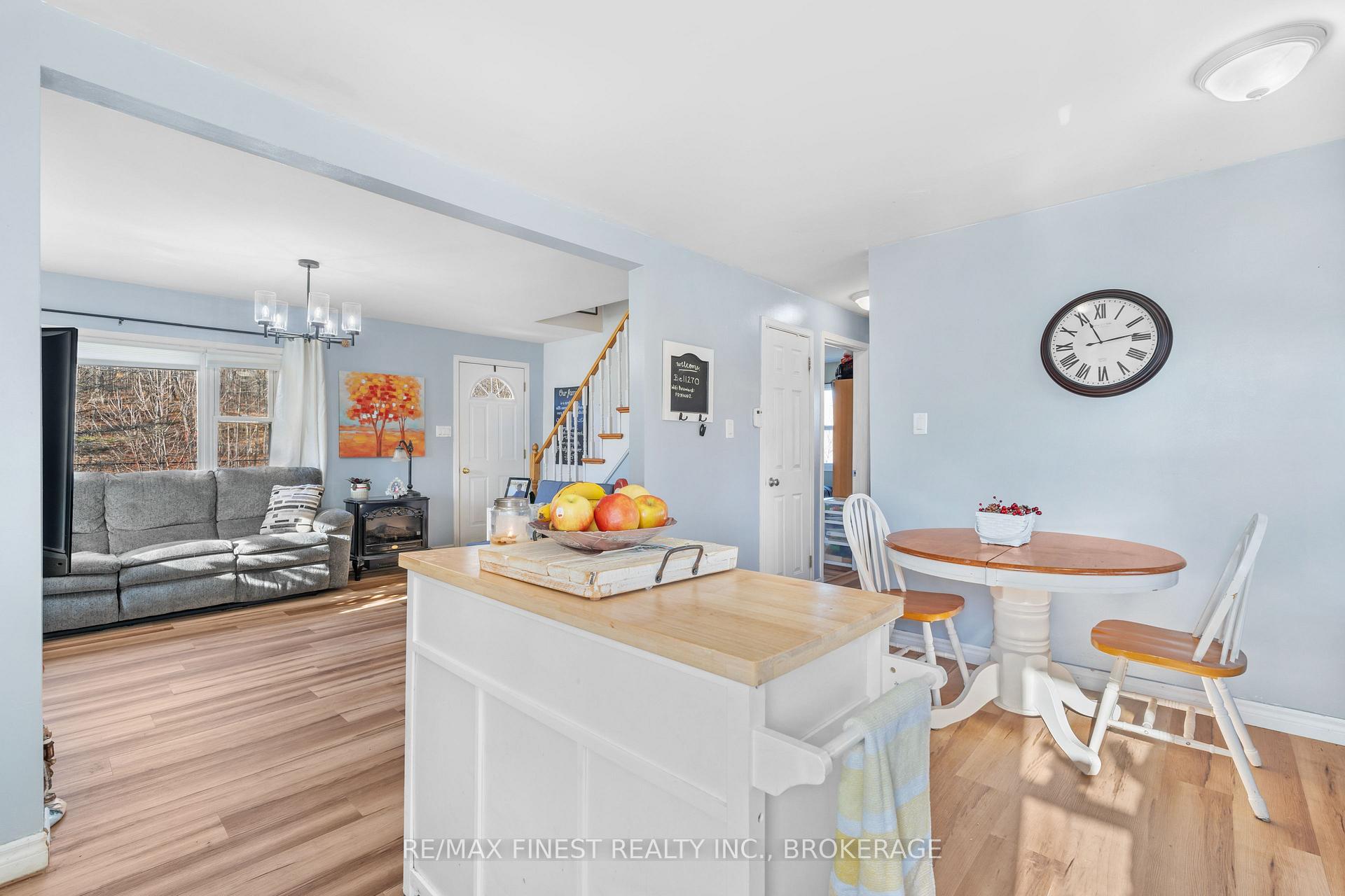 Photo 8 of 6432 Craig Road, Frontenac, Frontenac South — HOMEH