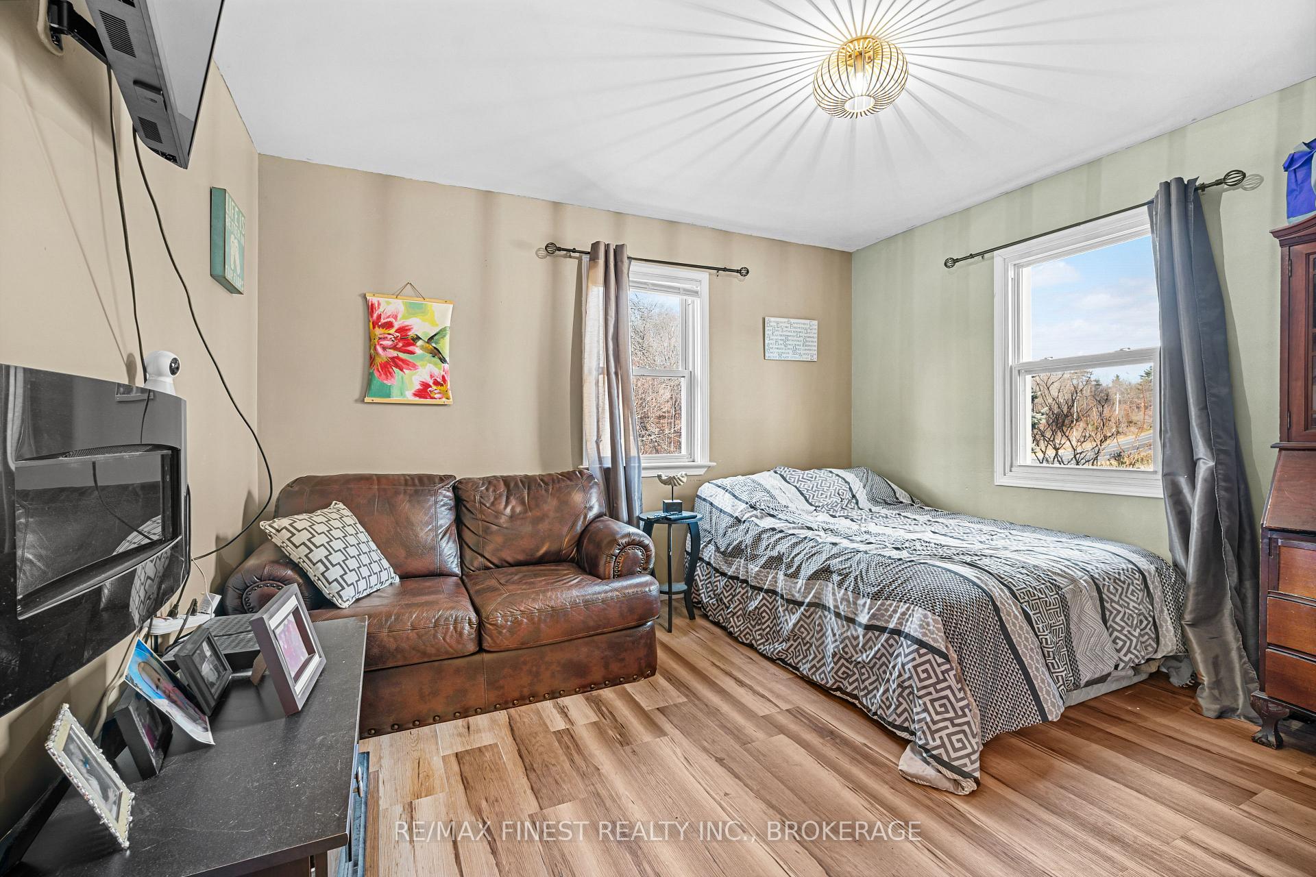 Photo 13 of 6432 Craig Road, Frontenac, Frontenac South — HOMEH
