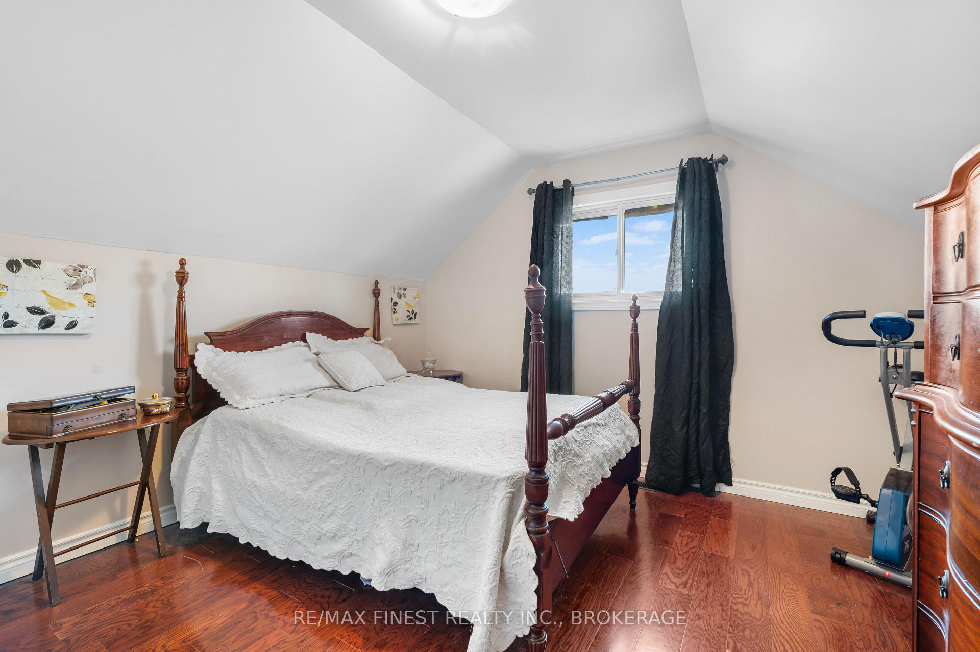 Photo 19 of 6432 Craig Road, Frontenac, Frontenac South — HOMEH