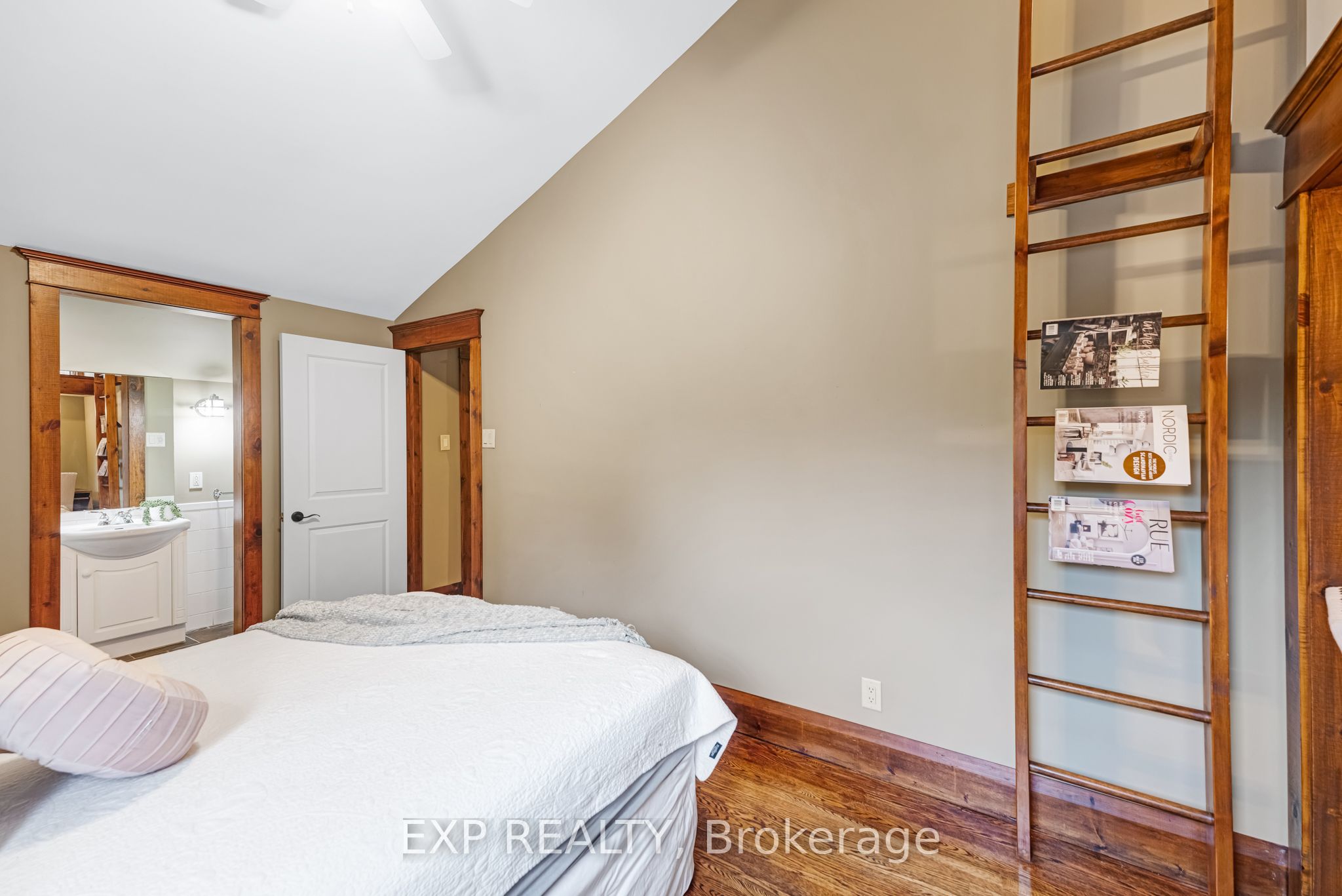 Photo 81 of 18340 Bathurst Street, King, Rural King — HOMEH