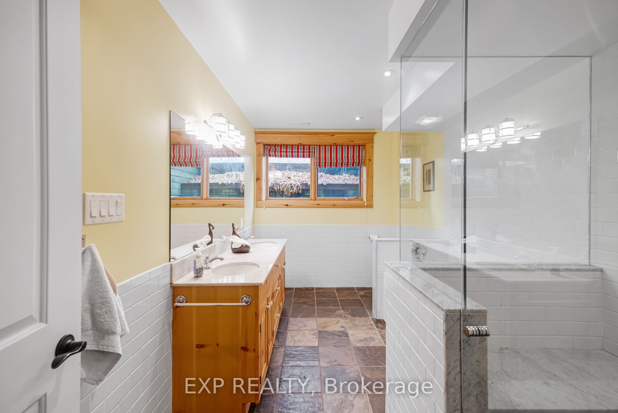 Photo 90 of 18340 Bathurst Street, King, Rural King — HOMEH