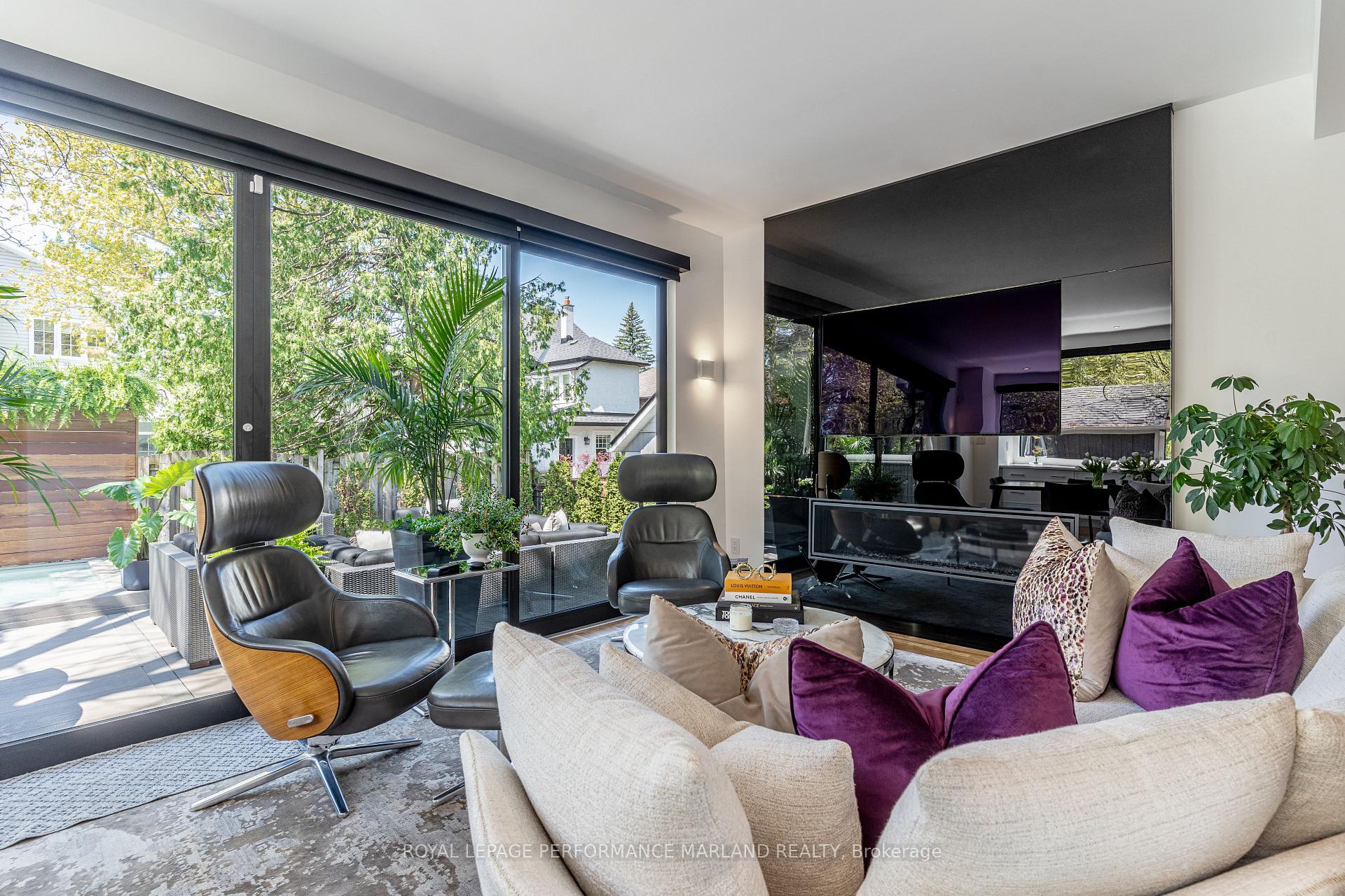 Photo 13 of 540 Highland Avenue, Ottawa, McKellar/Highland — HOMEH