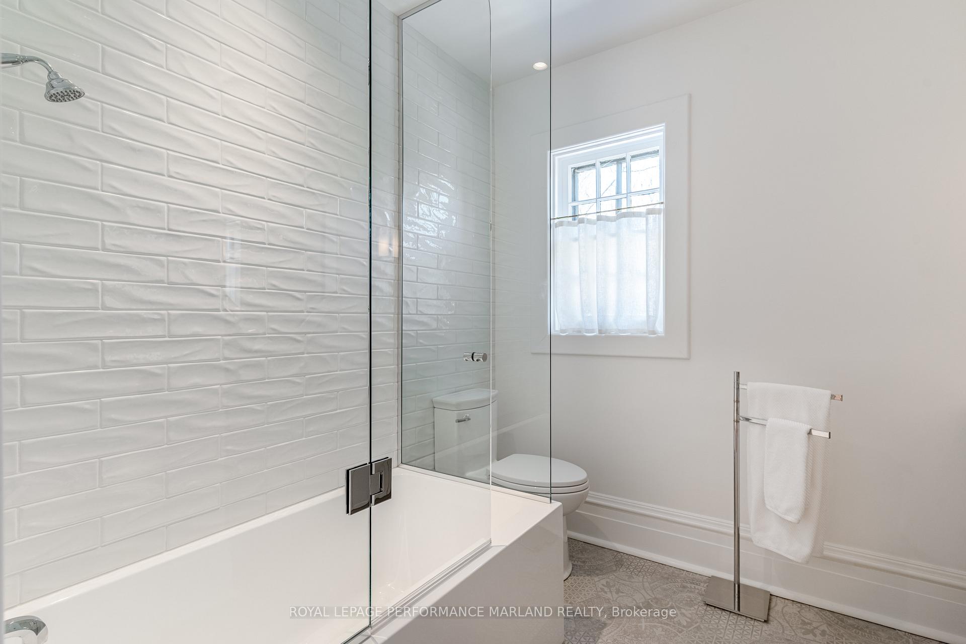 Photo 29 of 540 Highland Avenue, Ottawa, McKellar/Highland — HOMEH