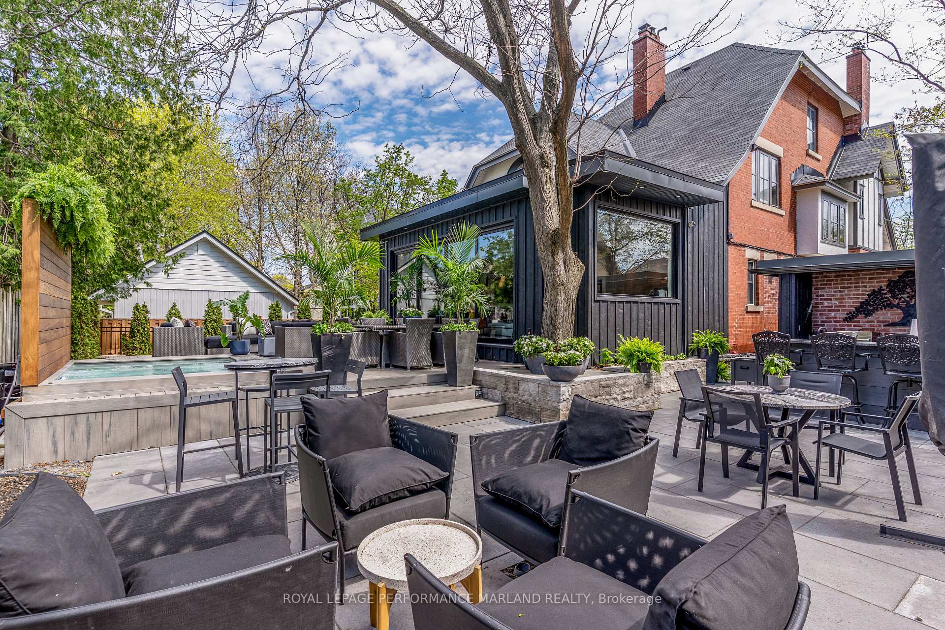 Photo 32 of 540 Highland Avenue, Ottawa, McKellar/Highland — HOMEH