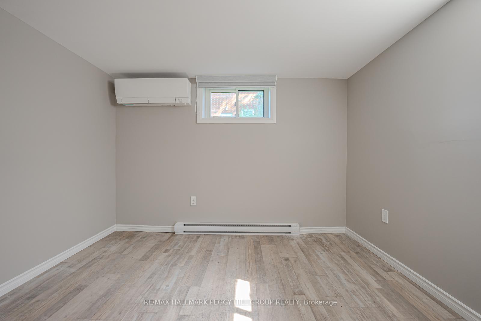 Photo 8 of Unit Lower, 76 John Street, Barrie, Sanford — HOMEH