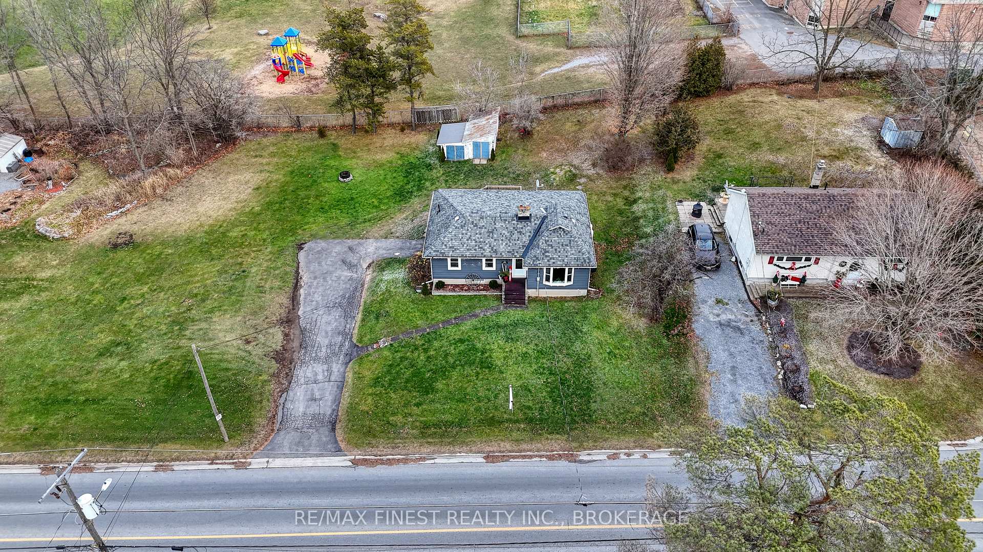 Photo 4 of 4350 Wheatley Street, Frontenac, Frontenac South — HOMEH