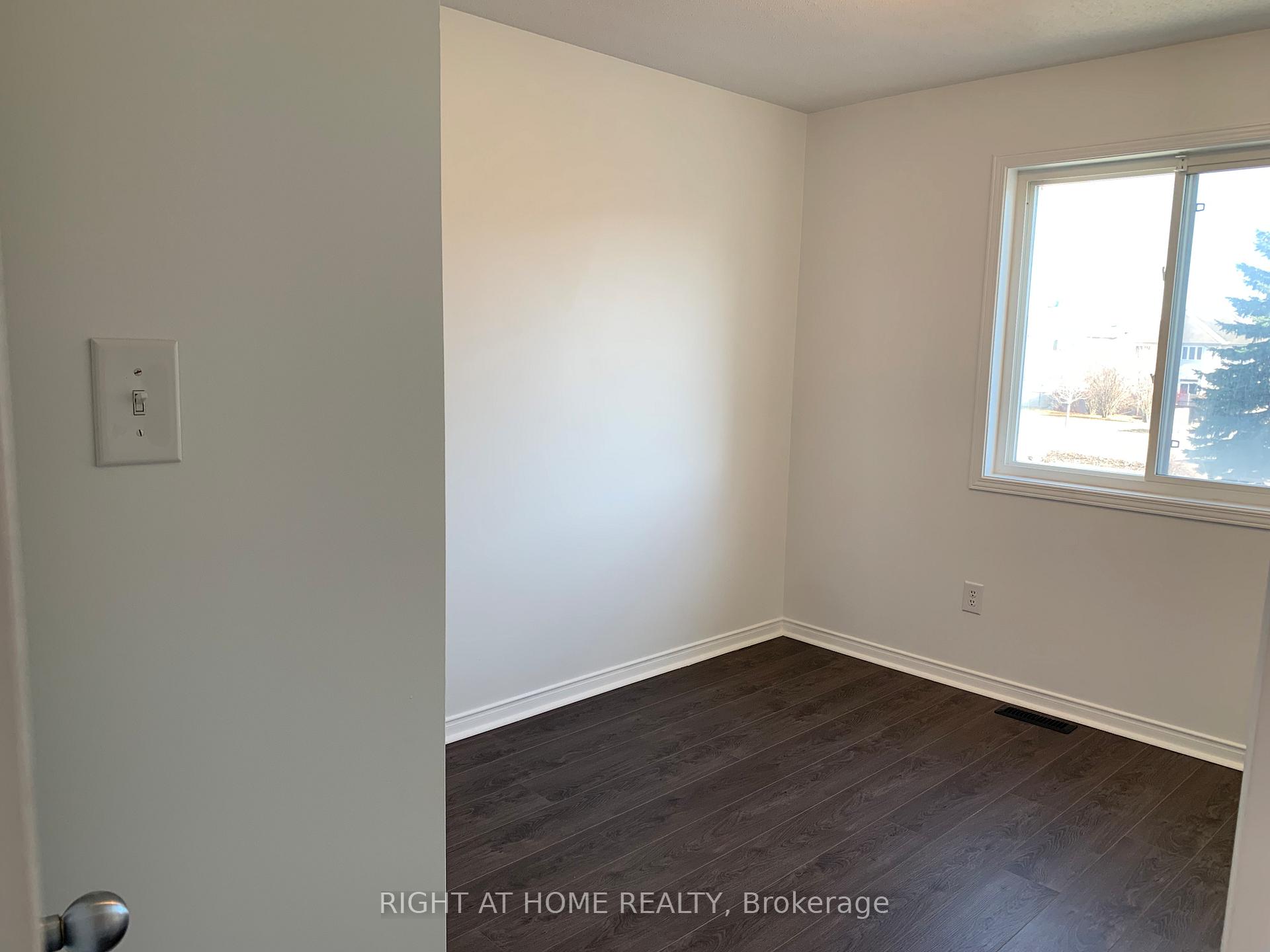 Photo 19 of 96 Chesapeake Crescent, Ottawa, Barrhaven - Cedargrove/Fraserdale — HOMEH
