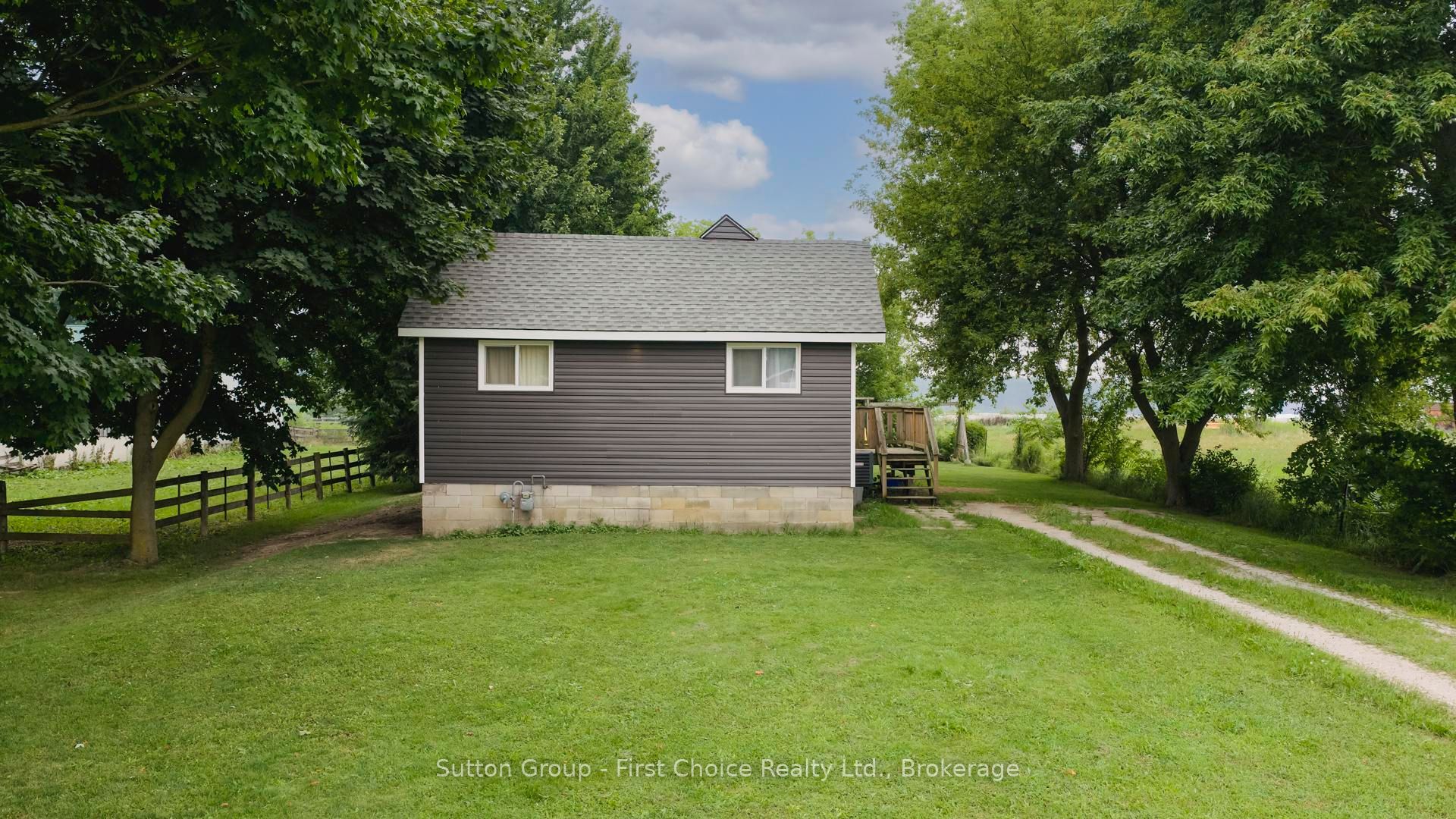 Photo 38 of 44146 Line 34, Huron East, McKillop — HOMEH