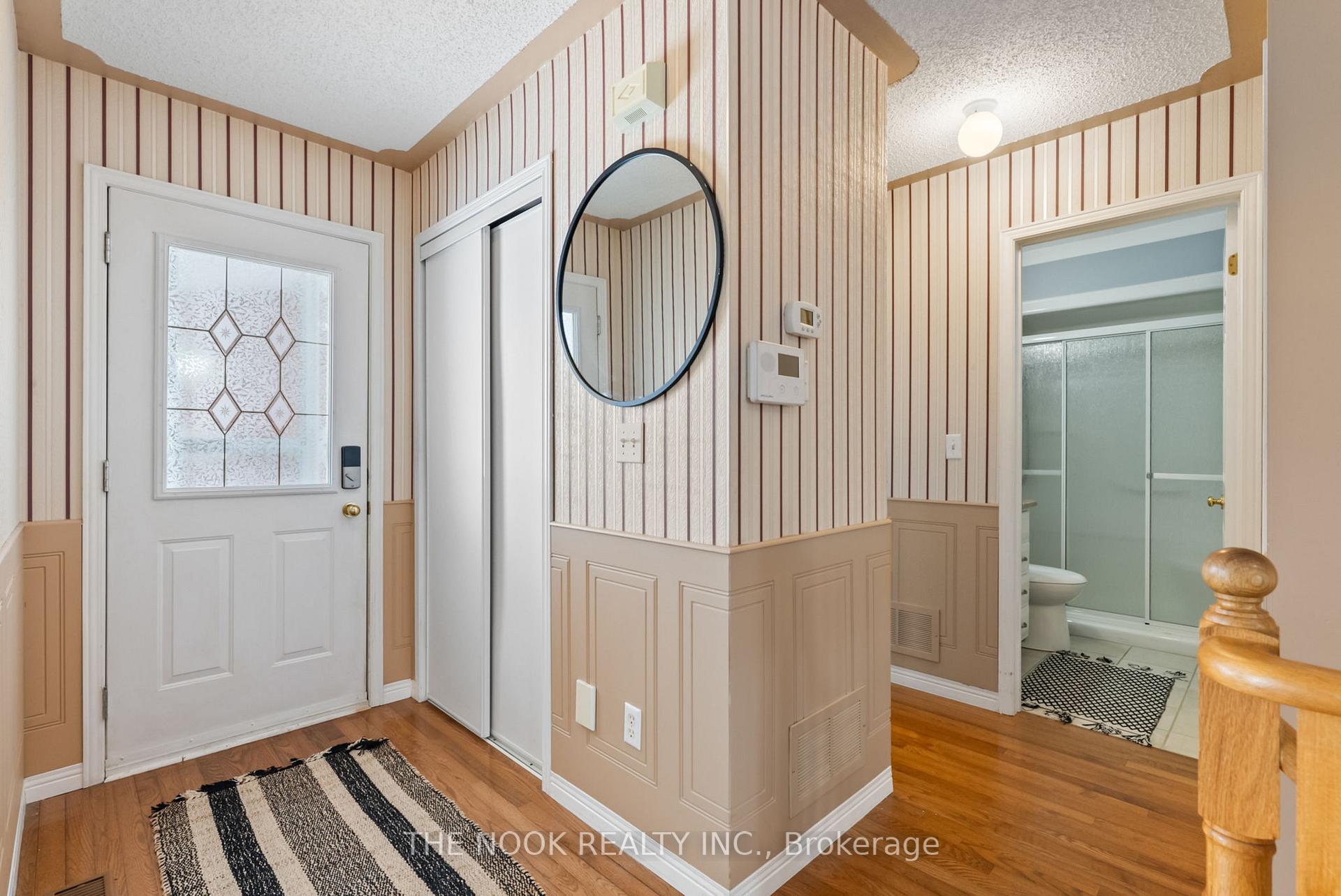 Photo 5 of 137 West Side Drive, Clarington, Bowmanville — HOMEH