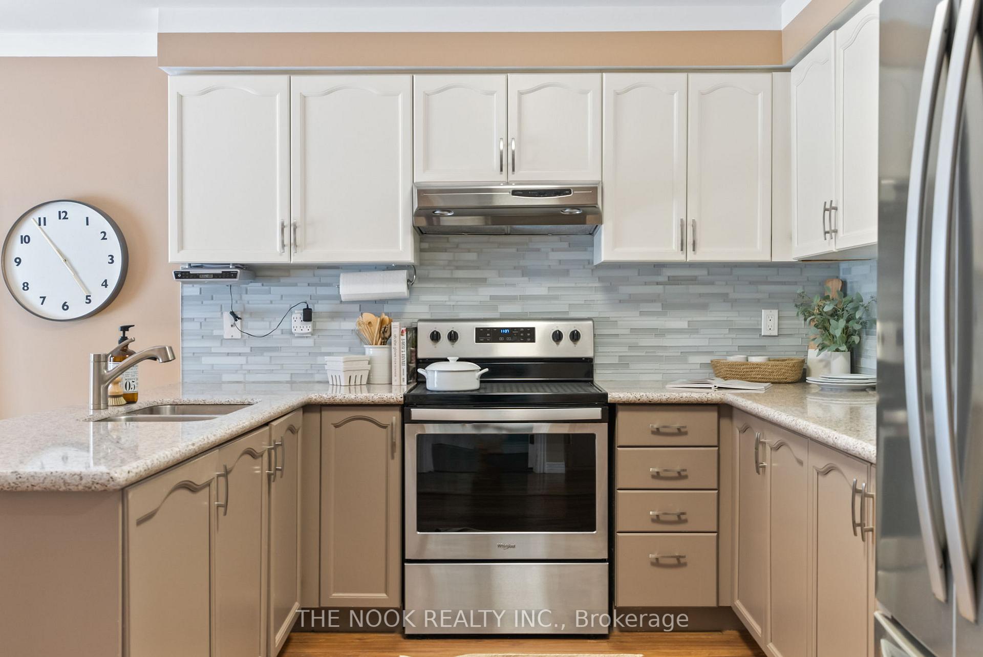 Photo 13 of 137 West Side Drive, Clarington, Bowmanville — HOMEH