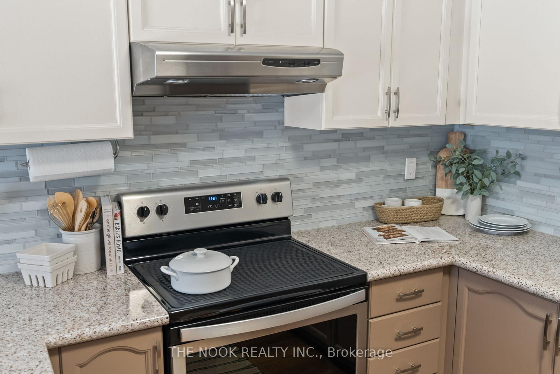 Photo 14 of 137 West Side Drive, Clarington, Bowmanville — HOMEH
