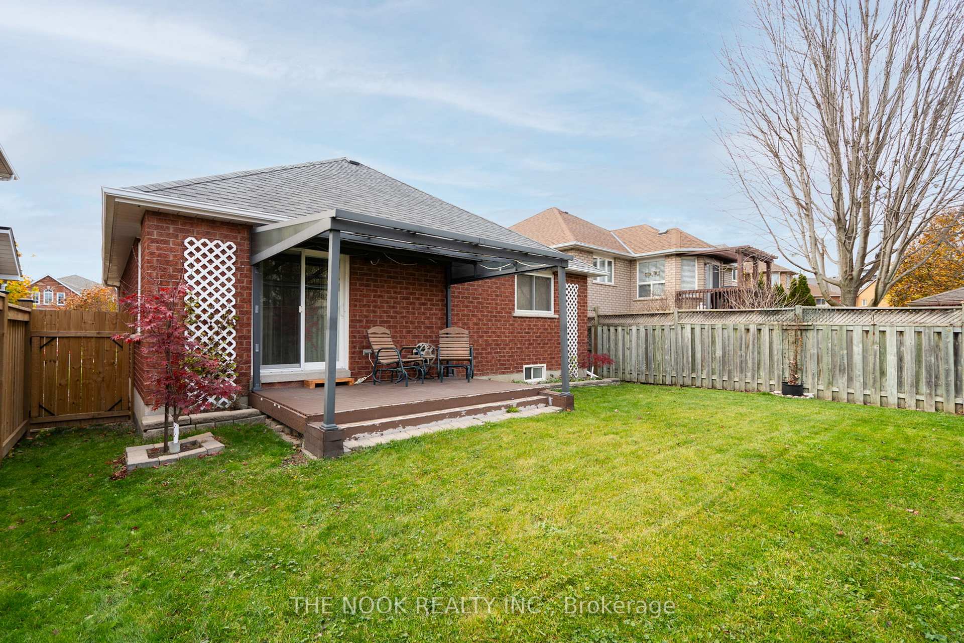 Photo 38 of 137 West Side Drive, Clarington, Bowmanville — HOMEH