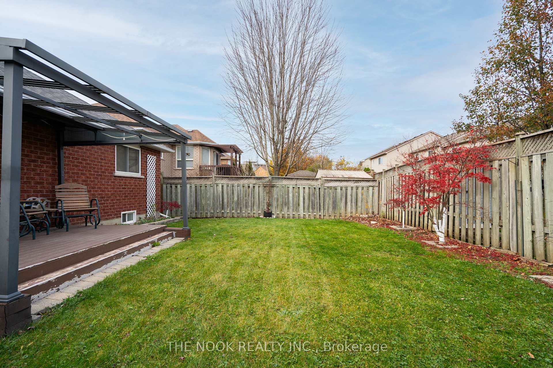 Photo 39 of 137 West Side Drive, Clarington, Bowmanville — HOMEH