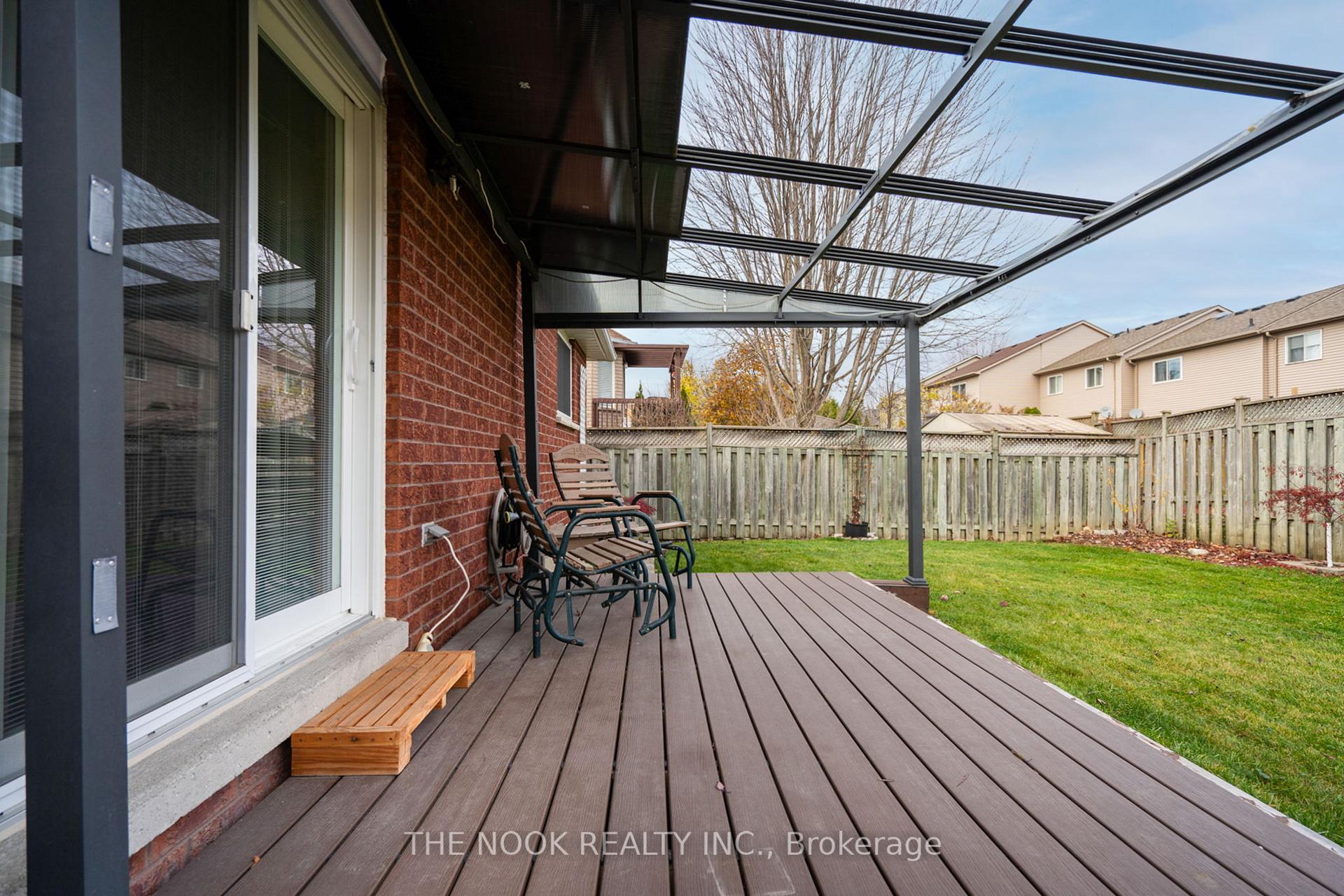 Photo 40 of 137 West Side Drive, Clarington, Bowmanville — HOMEH