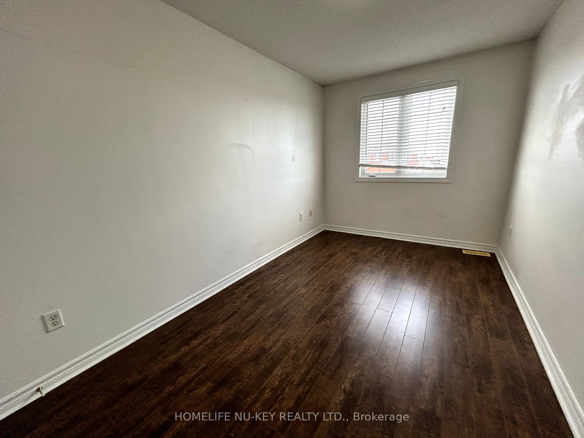 Photo 14 of 7 Arch Brown Court, Barrie, East Bayfield — HOMEH